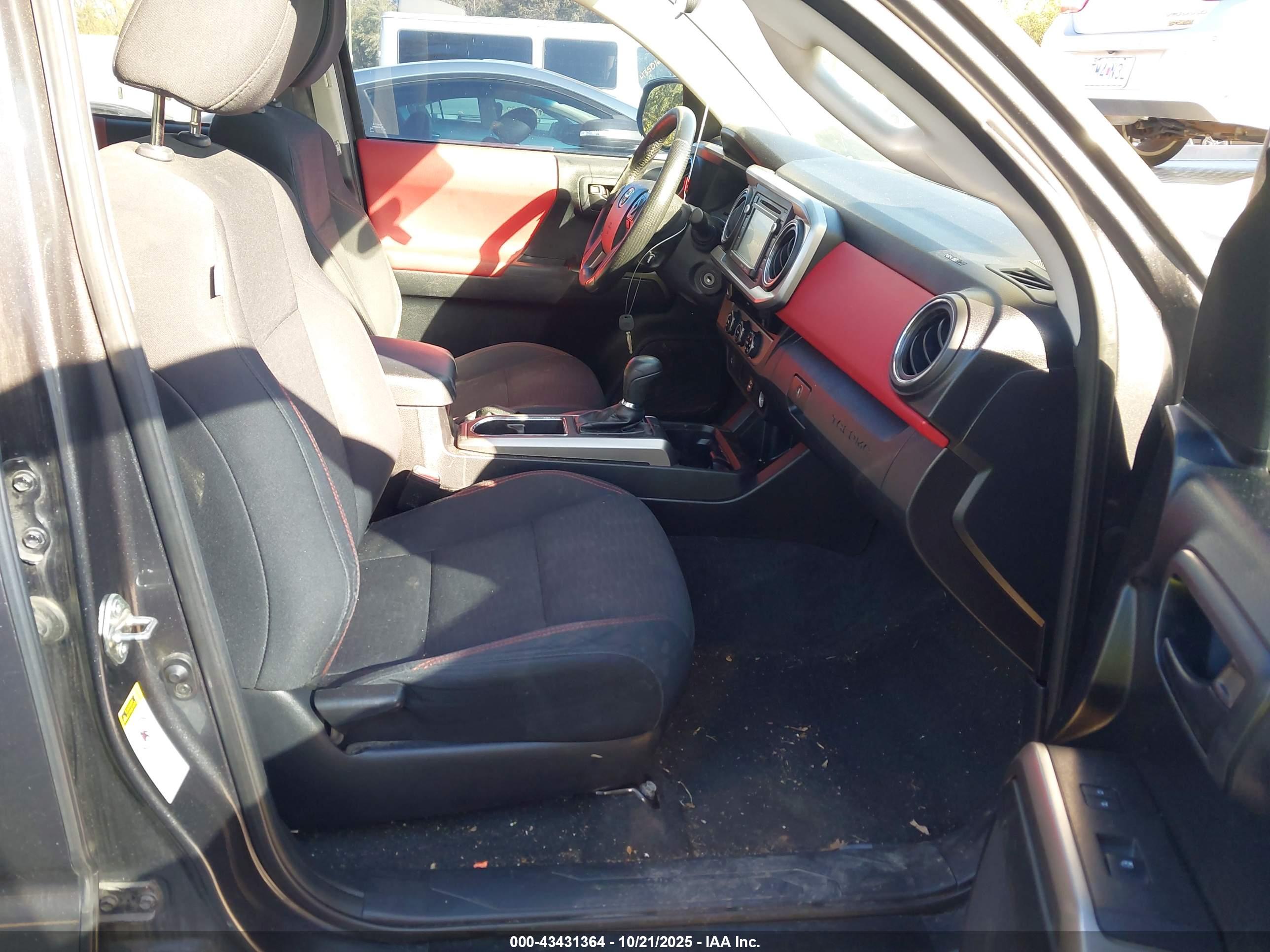 TOYOTA TACOMA image 5