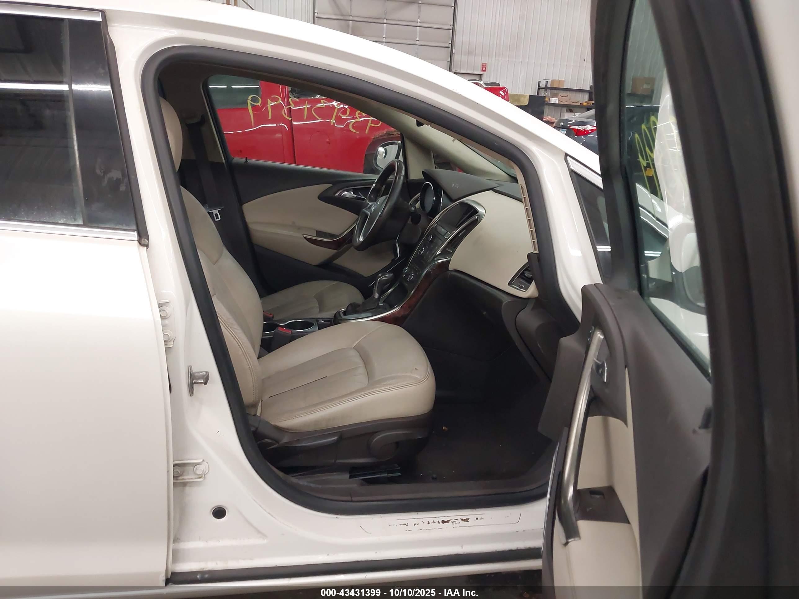 BUICK VERANO image 5