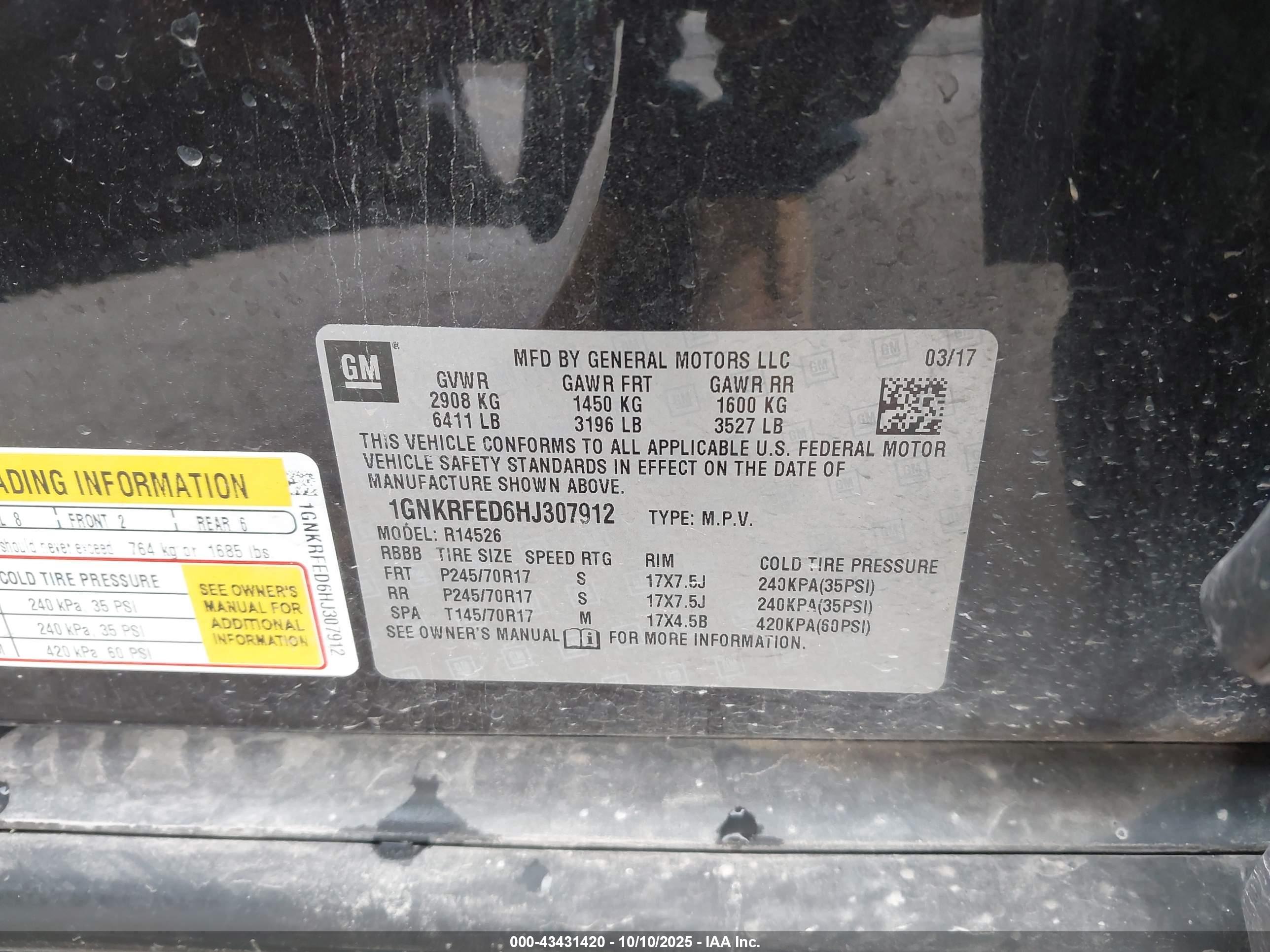 CHEVROLET TRAVERSE image 9