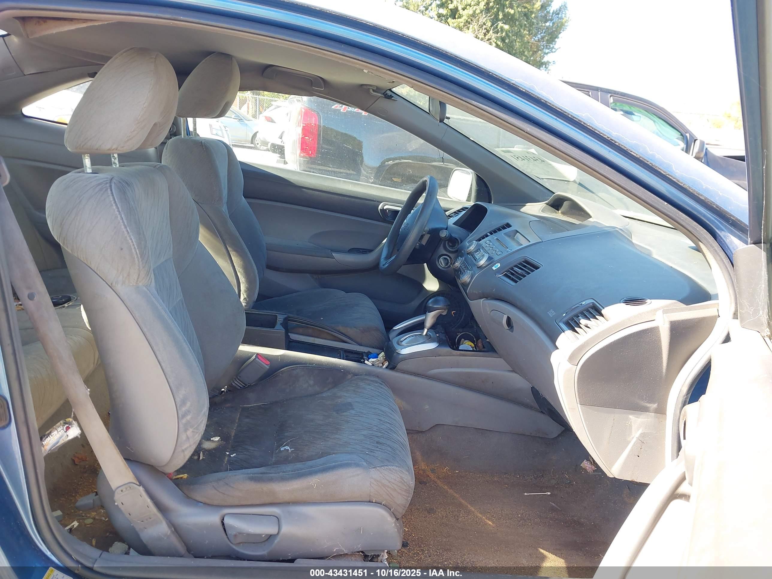 HONDA CIVIC image 5