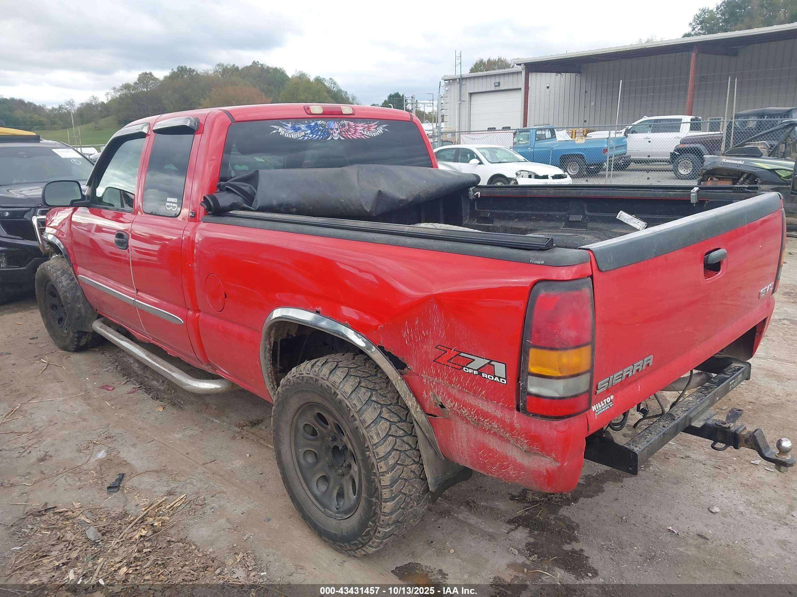 GMC SIERRA image 3