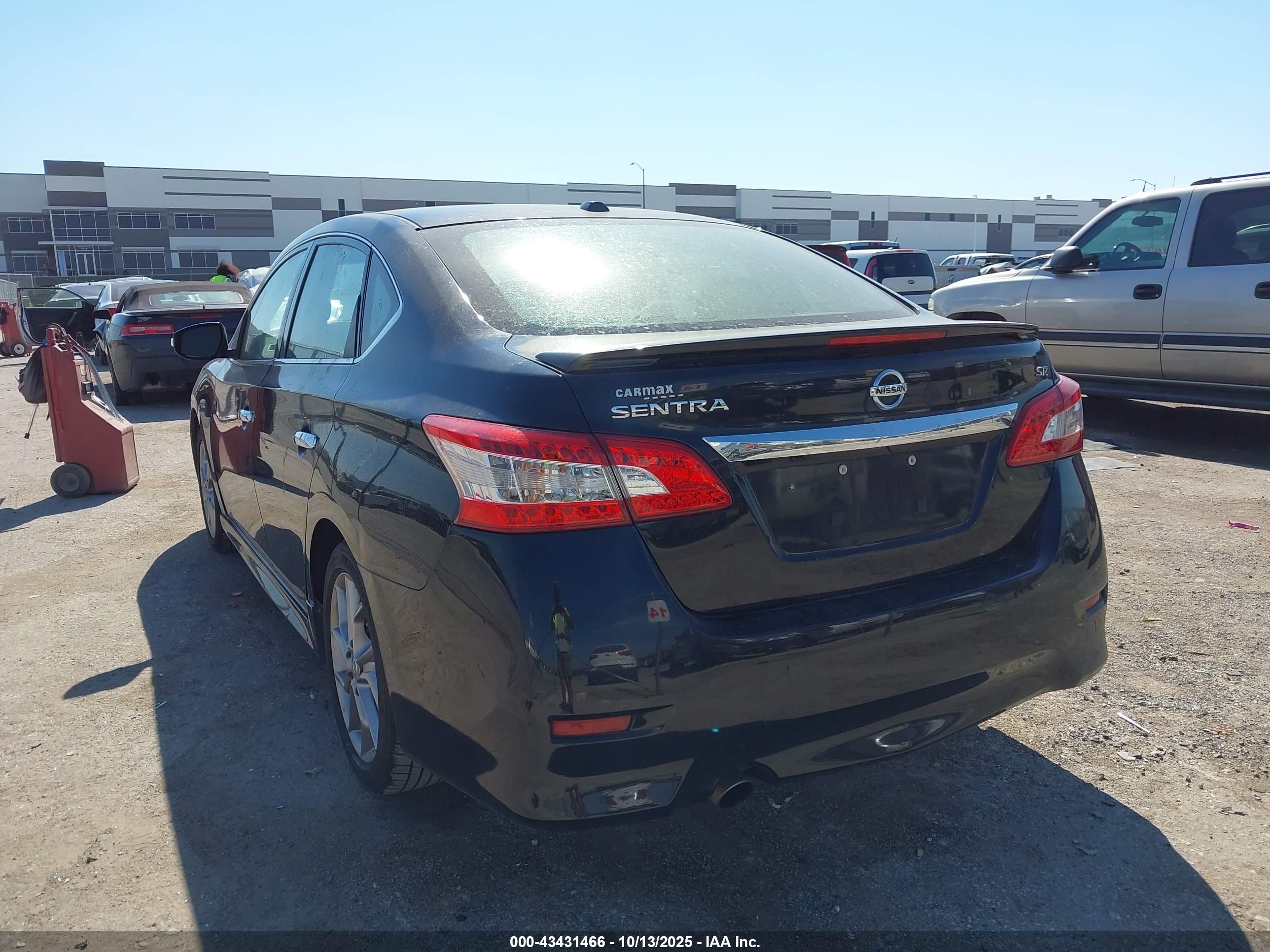 NISSAN SENTRA image 3
