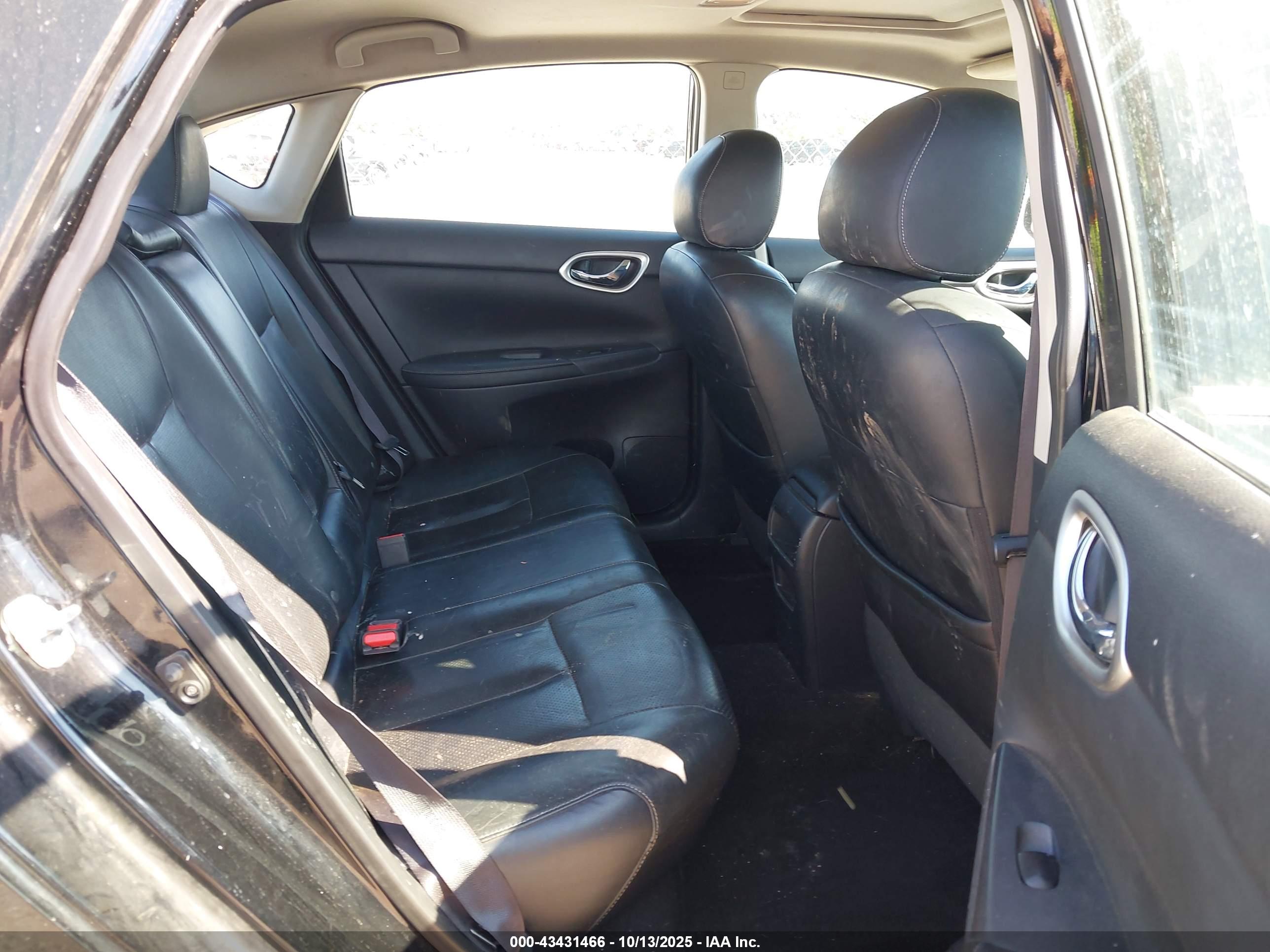 NISSAN SENTRA image 8