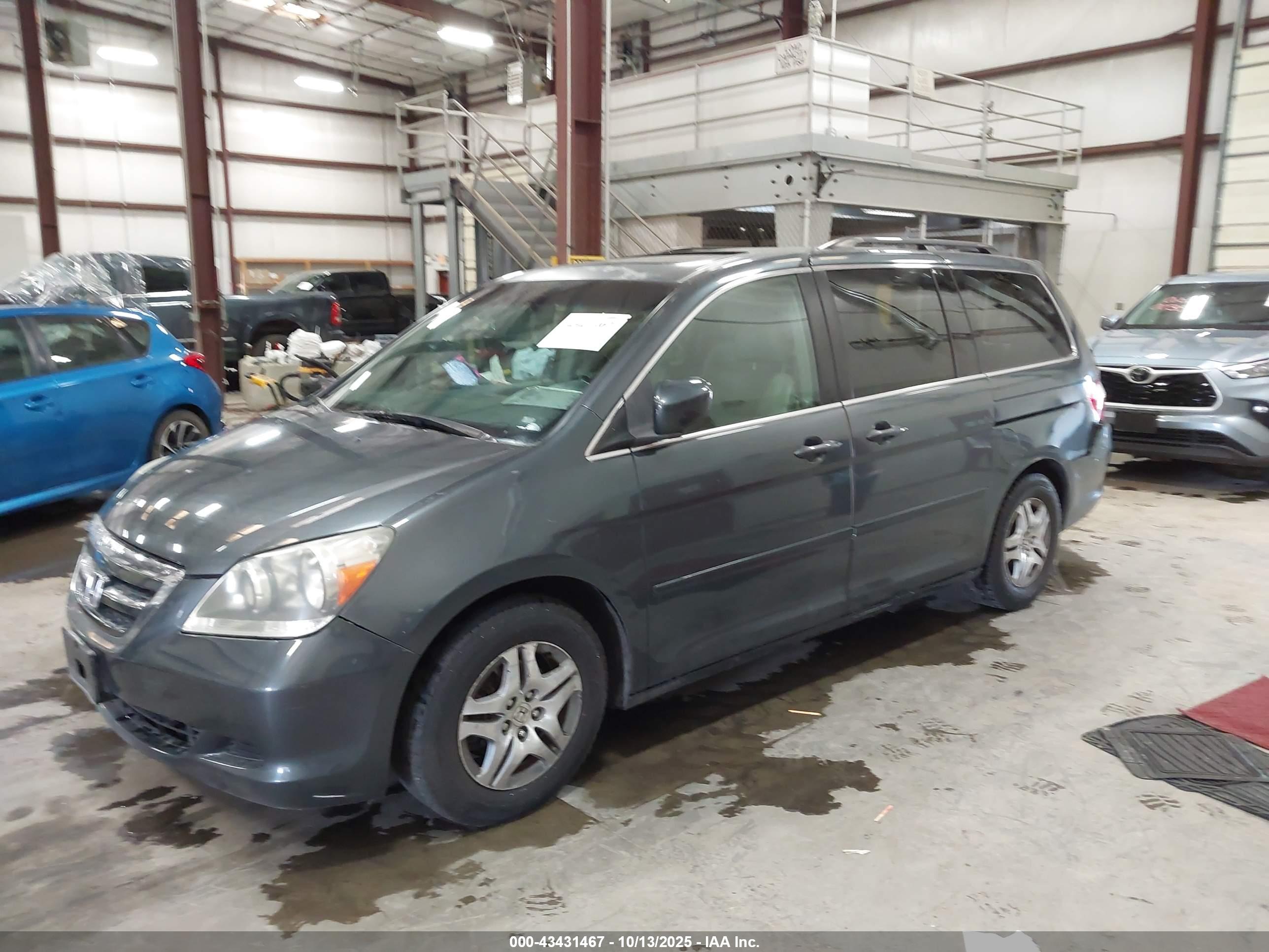 HONDA ODYSSEY image 2
