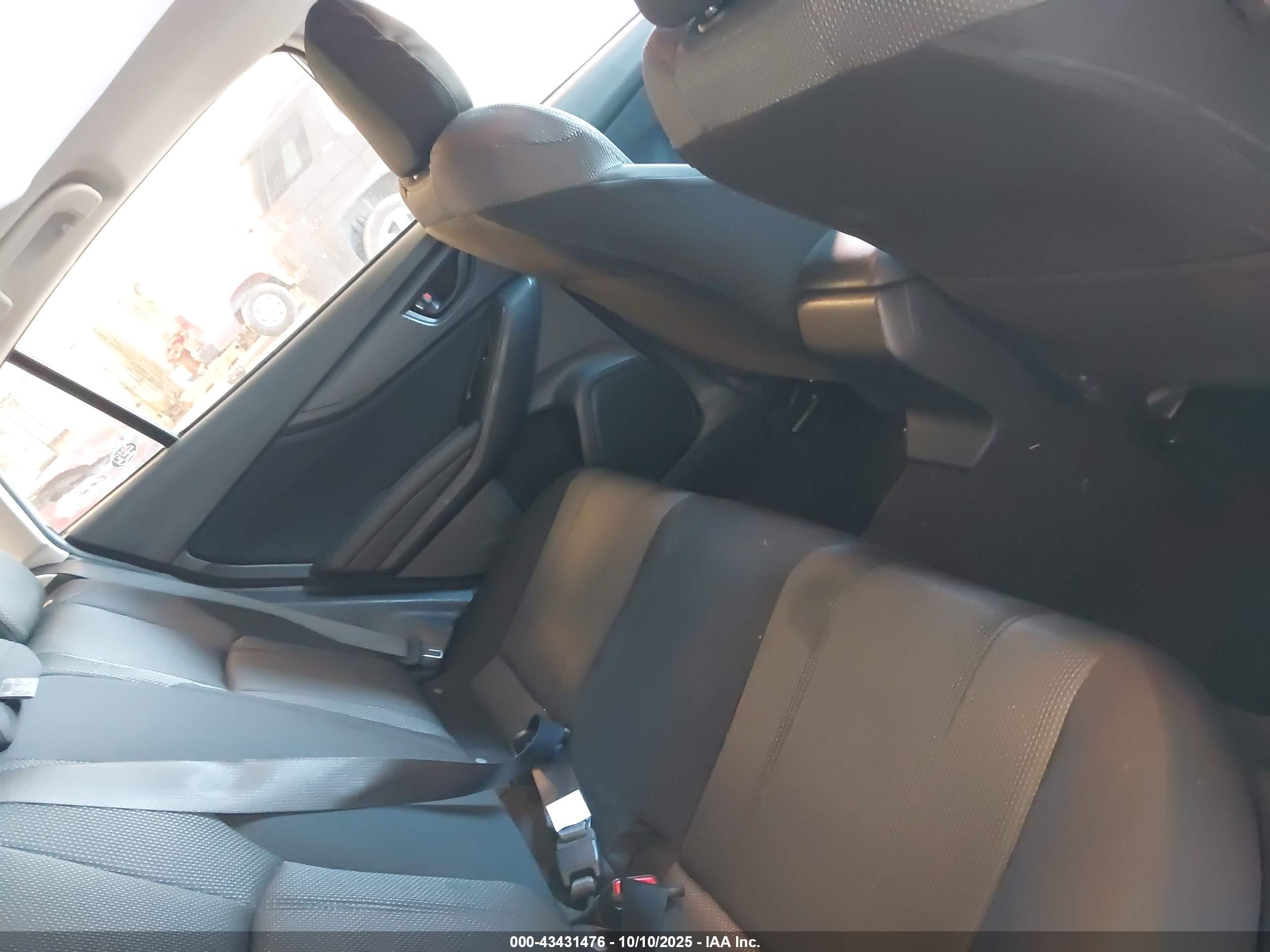 SUBARU IMPREZA image 8