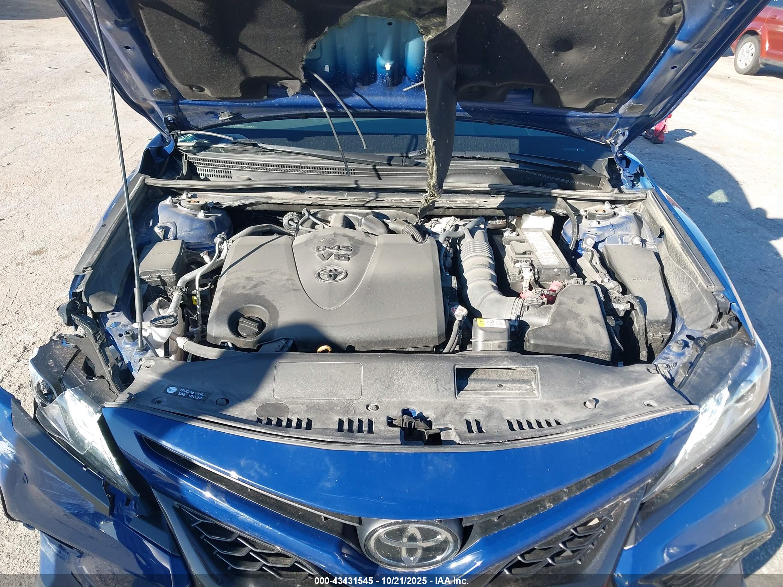 TOYOTA CAMRY image 10