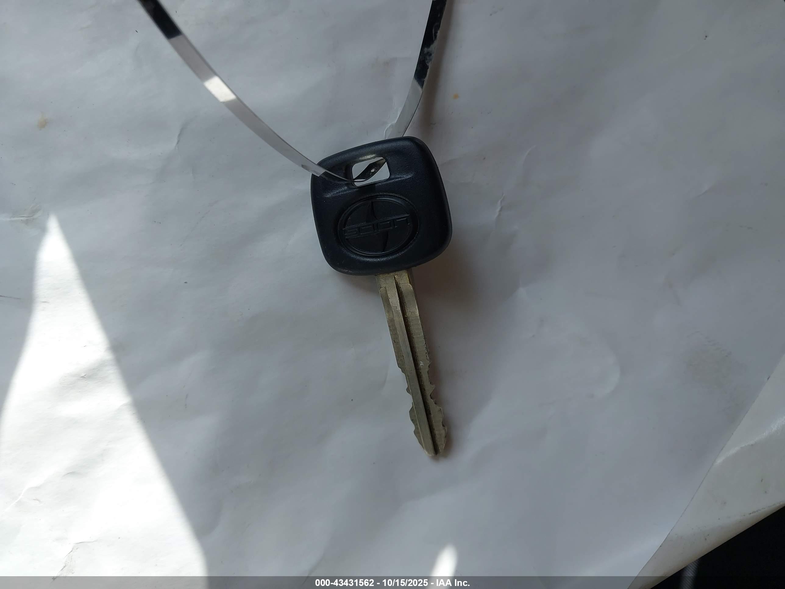 SCION XA image 11