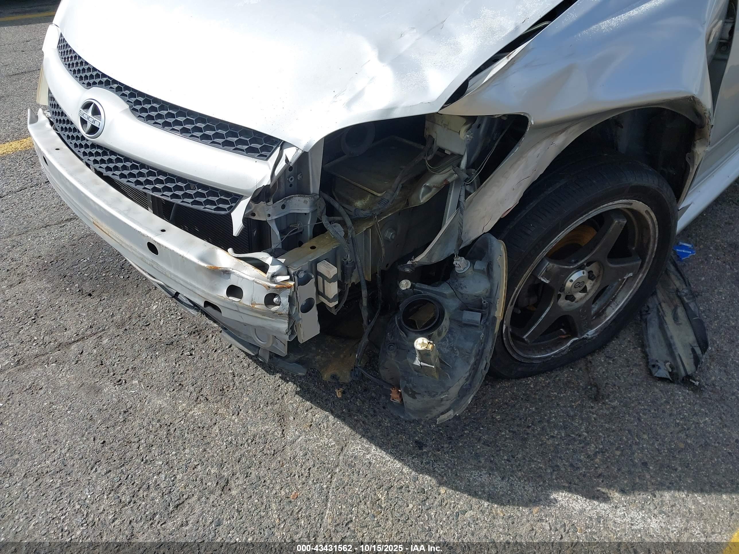 SCION XA image 6