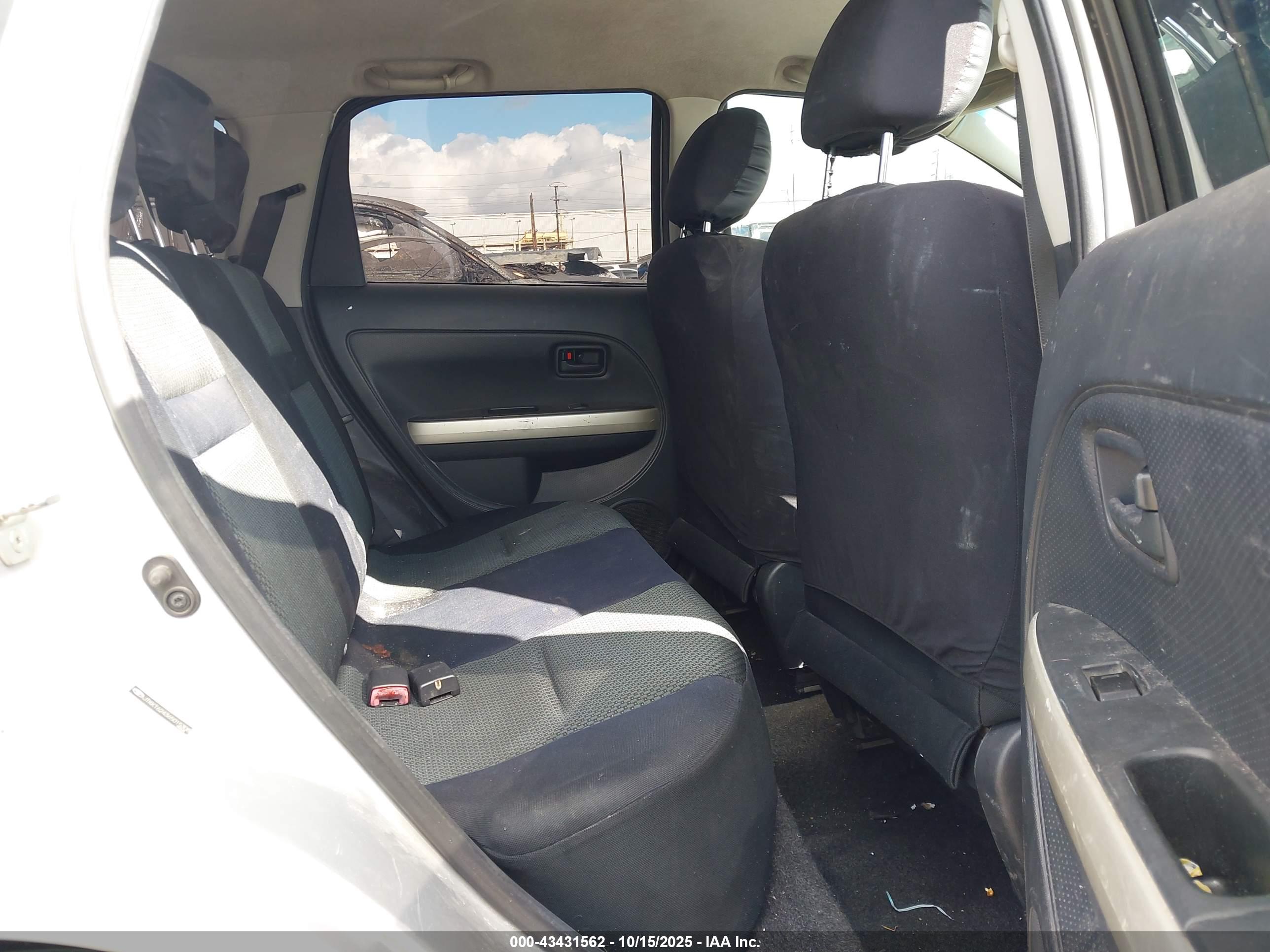 SCION XA image 8