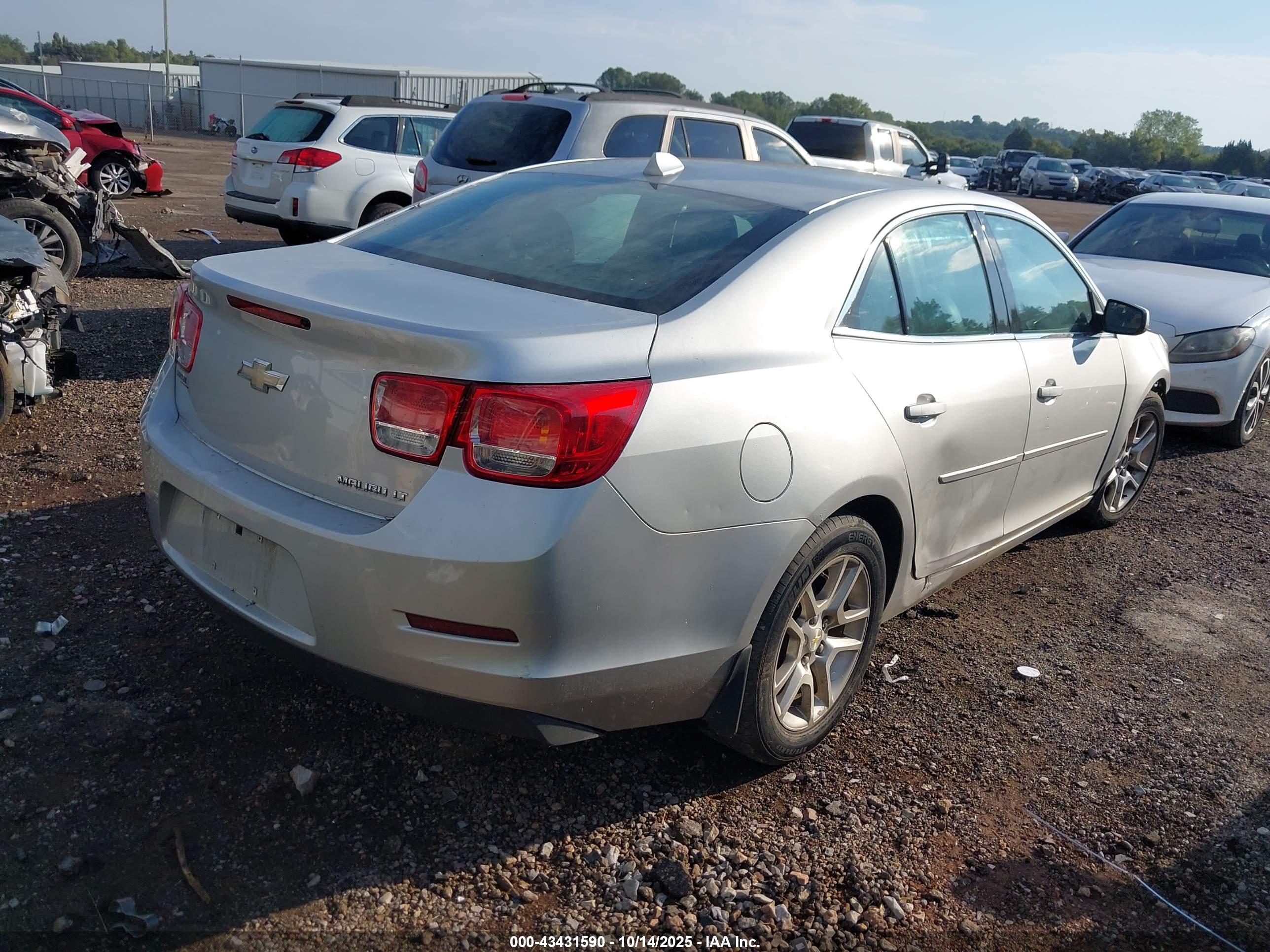 CHEVROLET MALIBU image 4