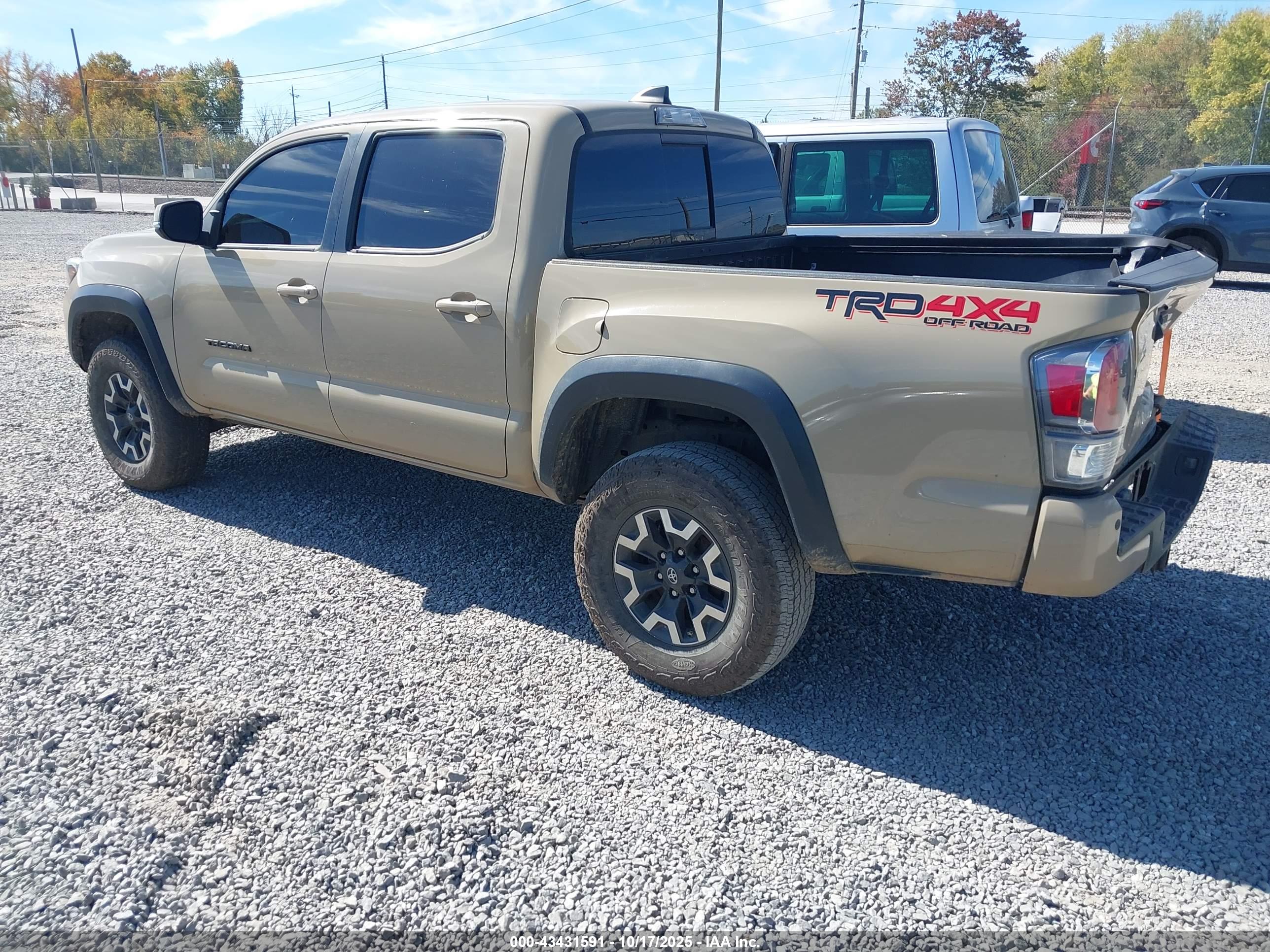 TOYOTA TACOMA image 3