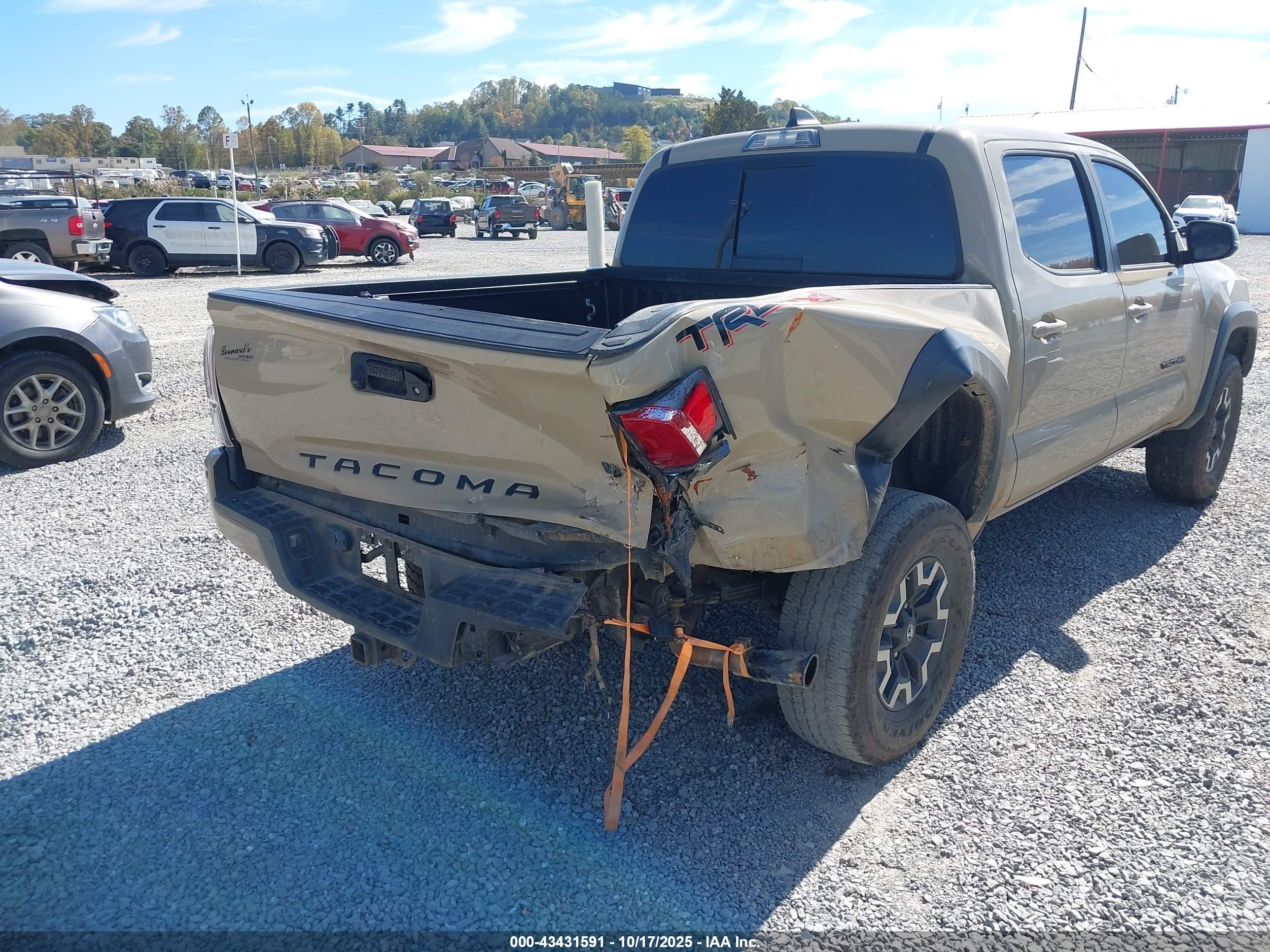 TOYOTA TACOMA image 6