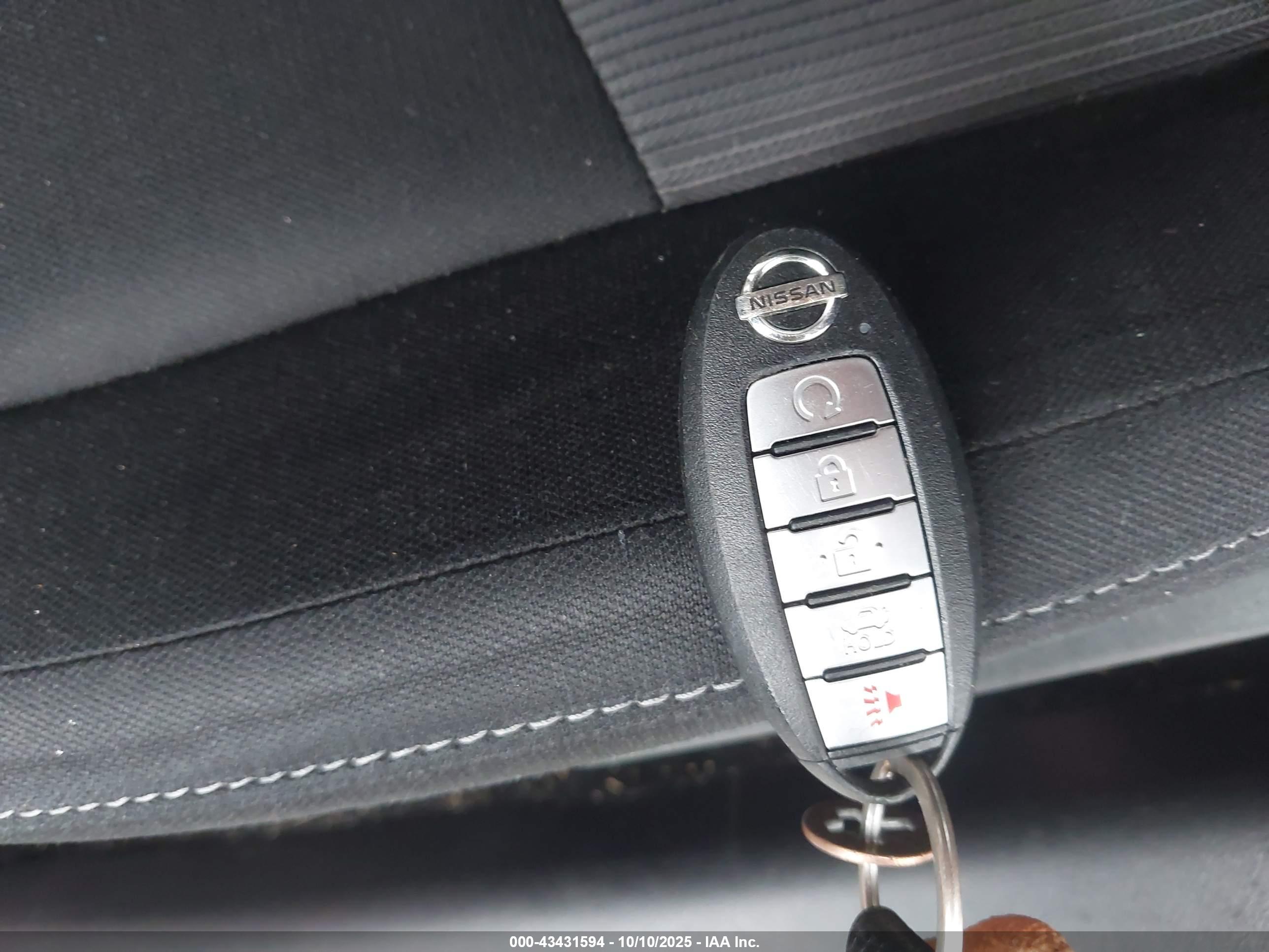 NISSAN SENTRA image 11