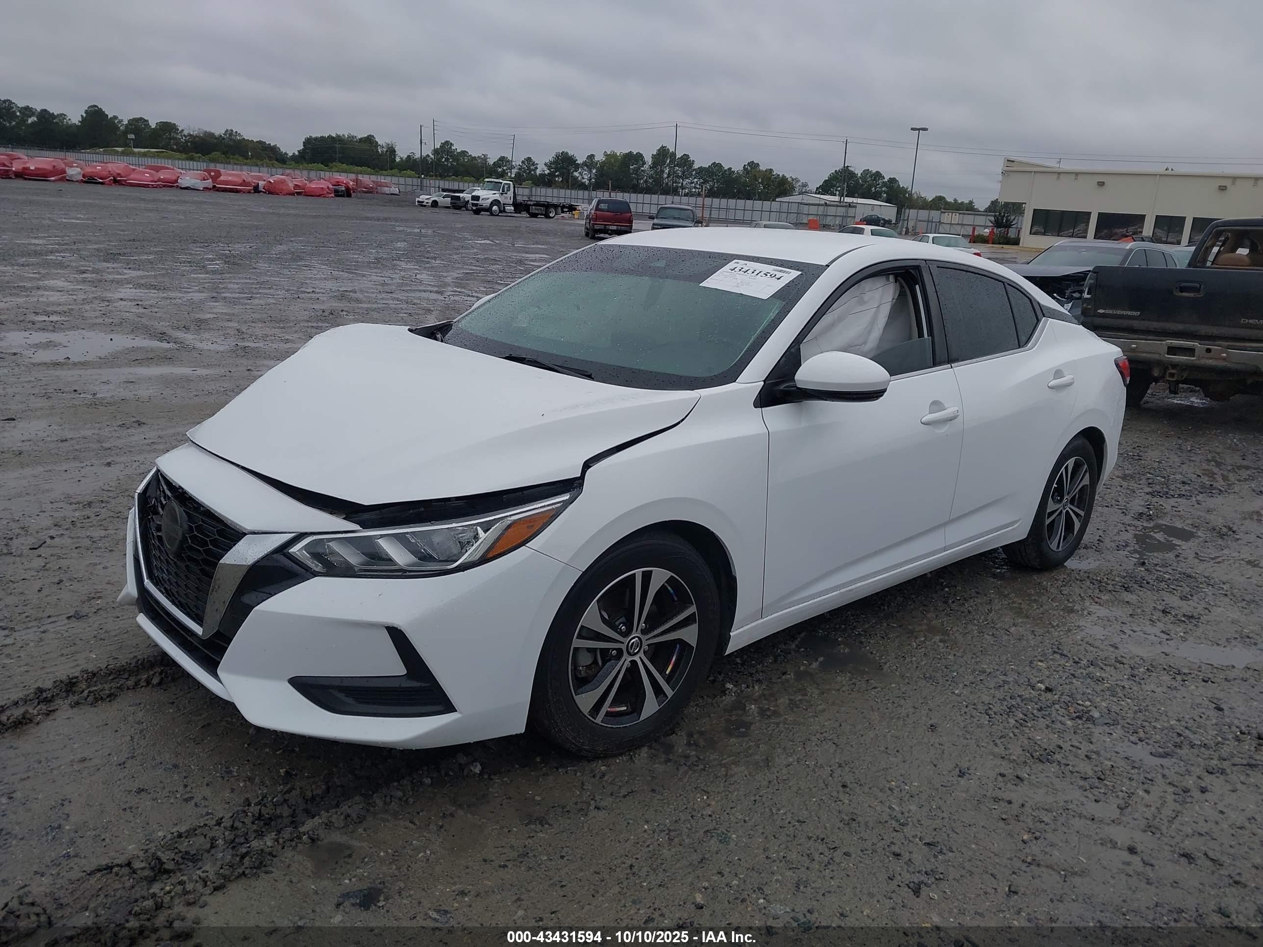 NISSAN SENTRA image 2