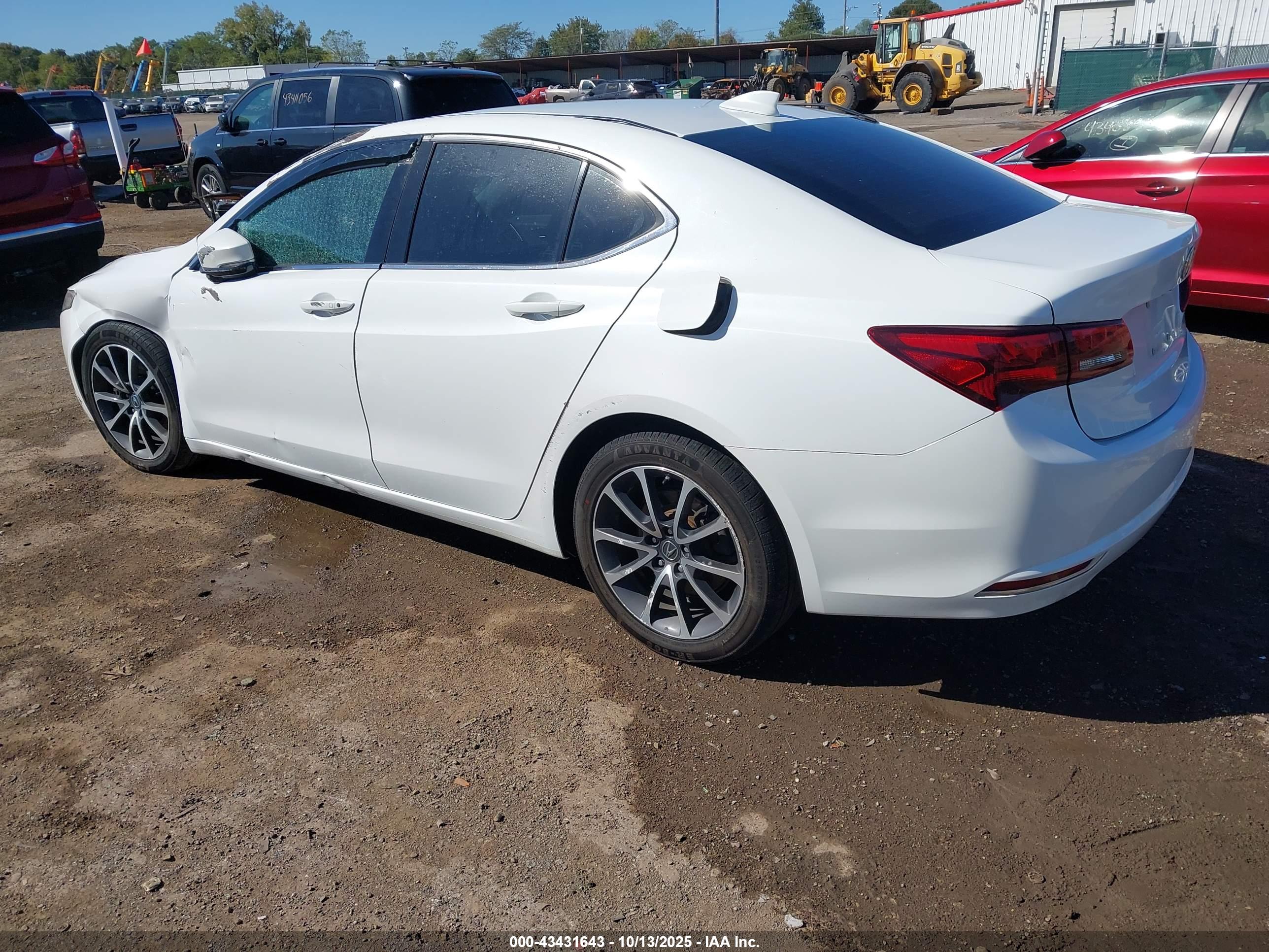 ACURA TLX image 3
