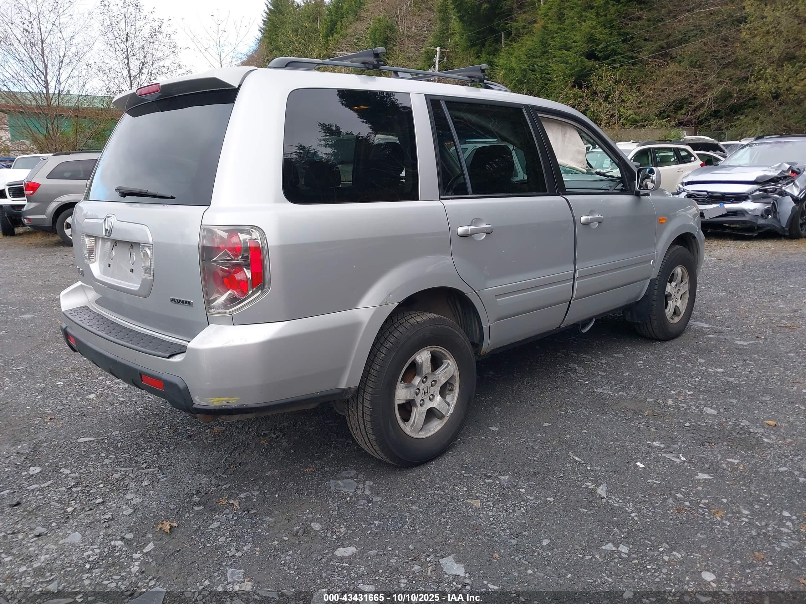 HONDA PILOT image 4
