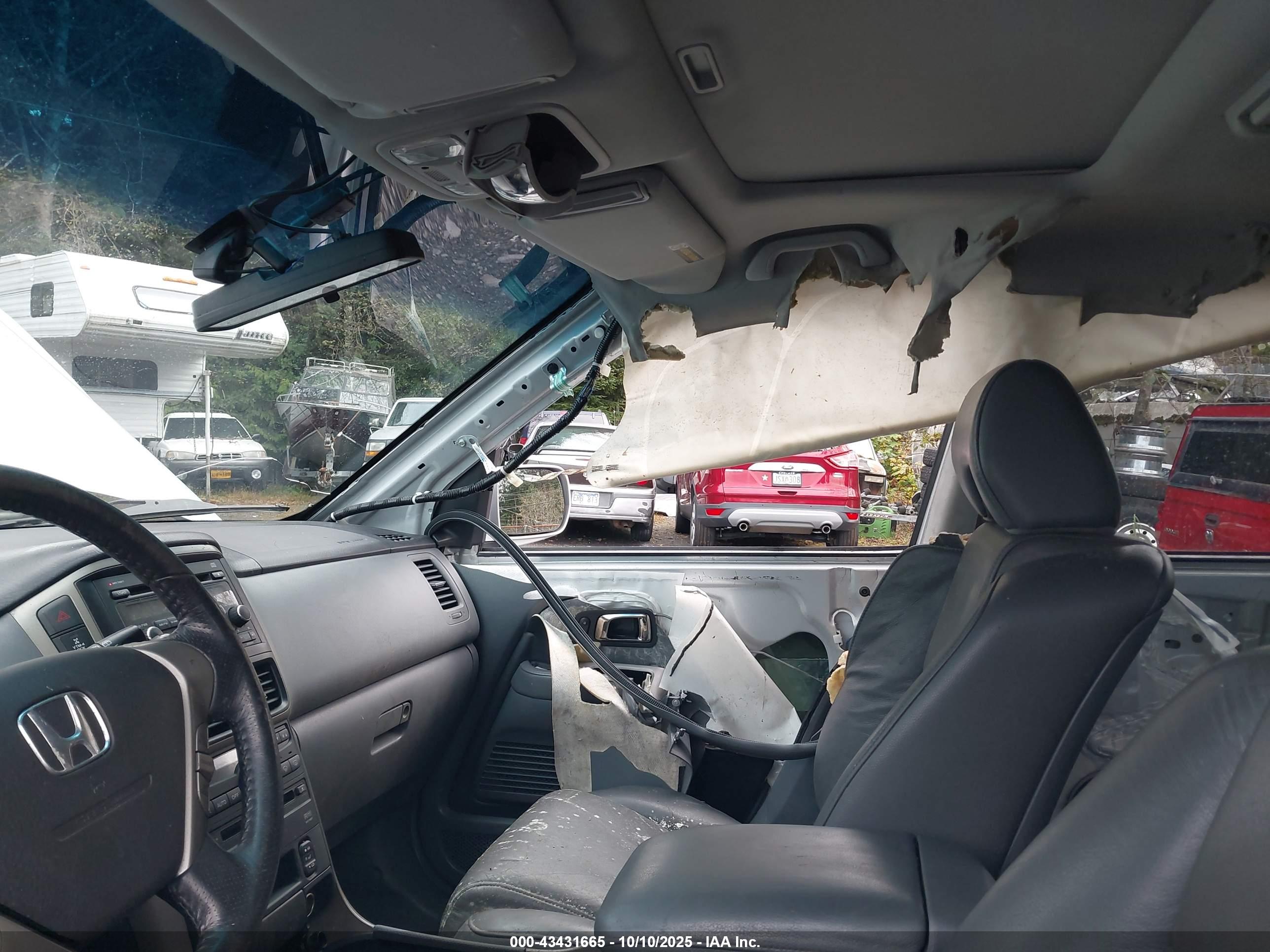 HONDA PILOT image 6