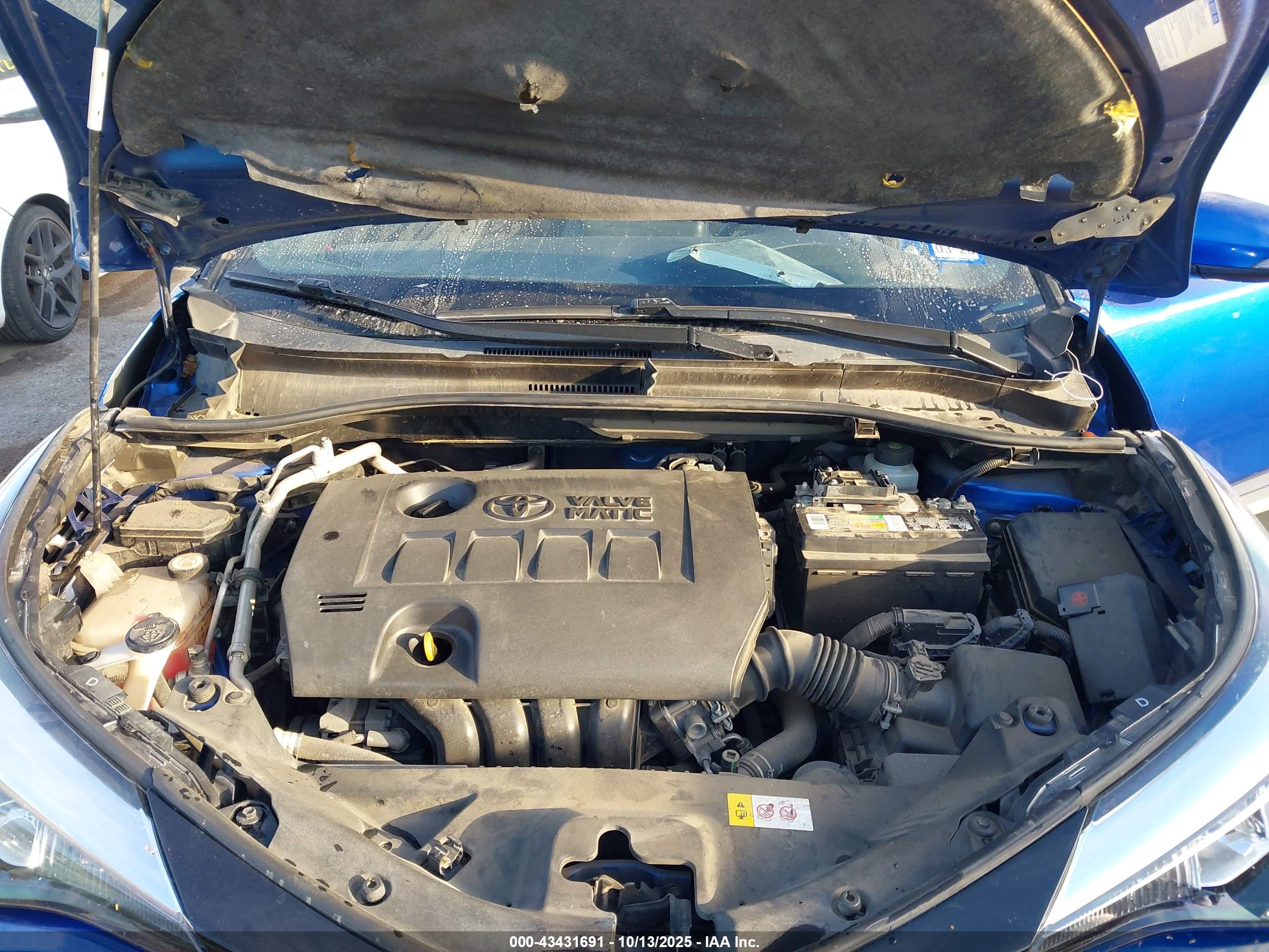 TOYOTA C-HR image 10