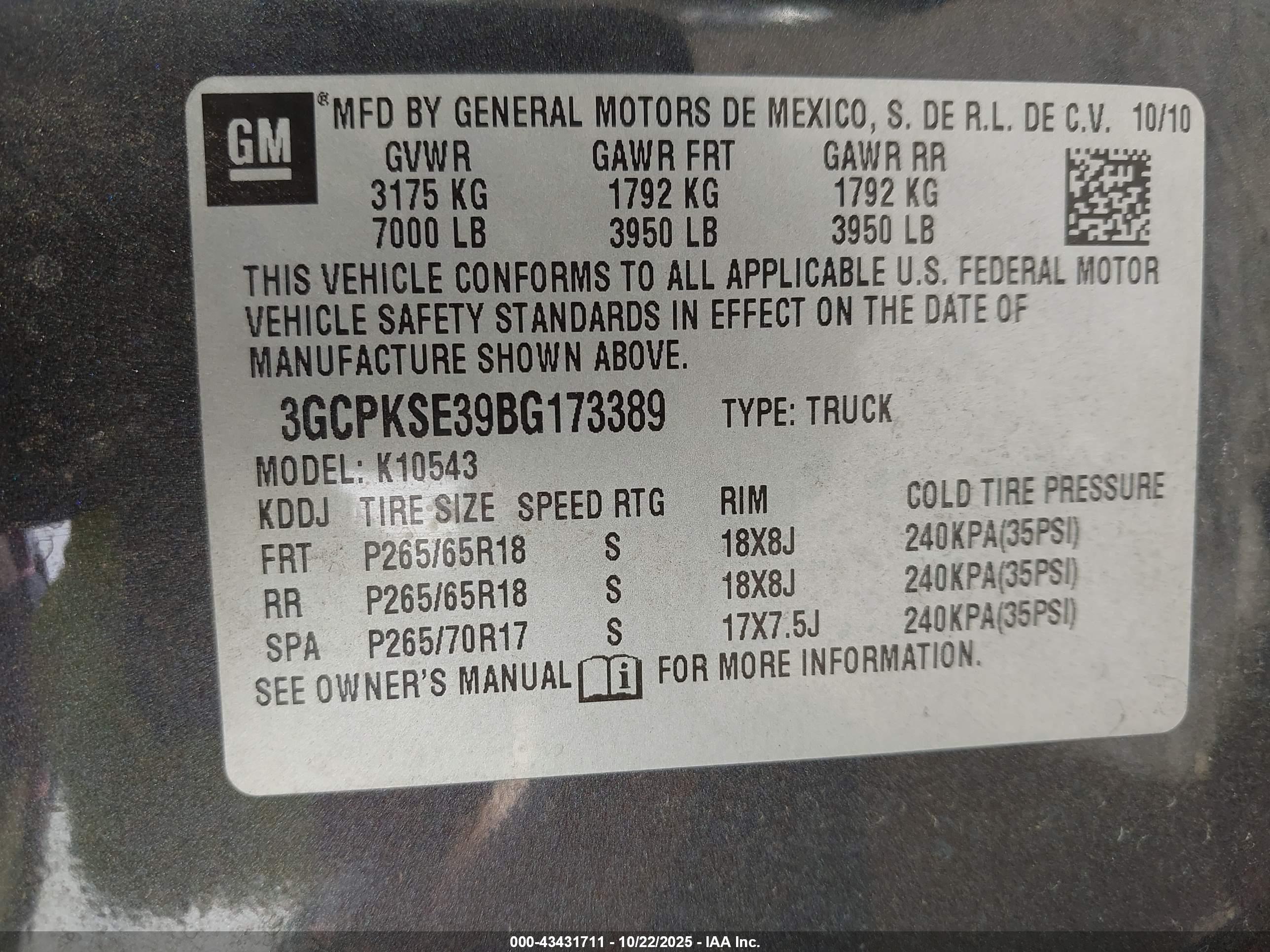 CHEVROLET SILVERADO image 9