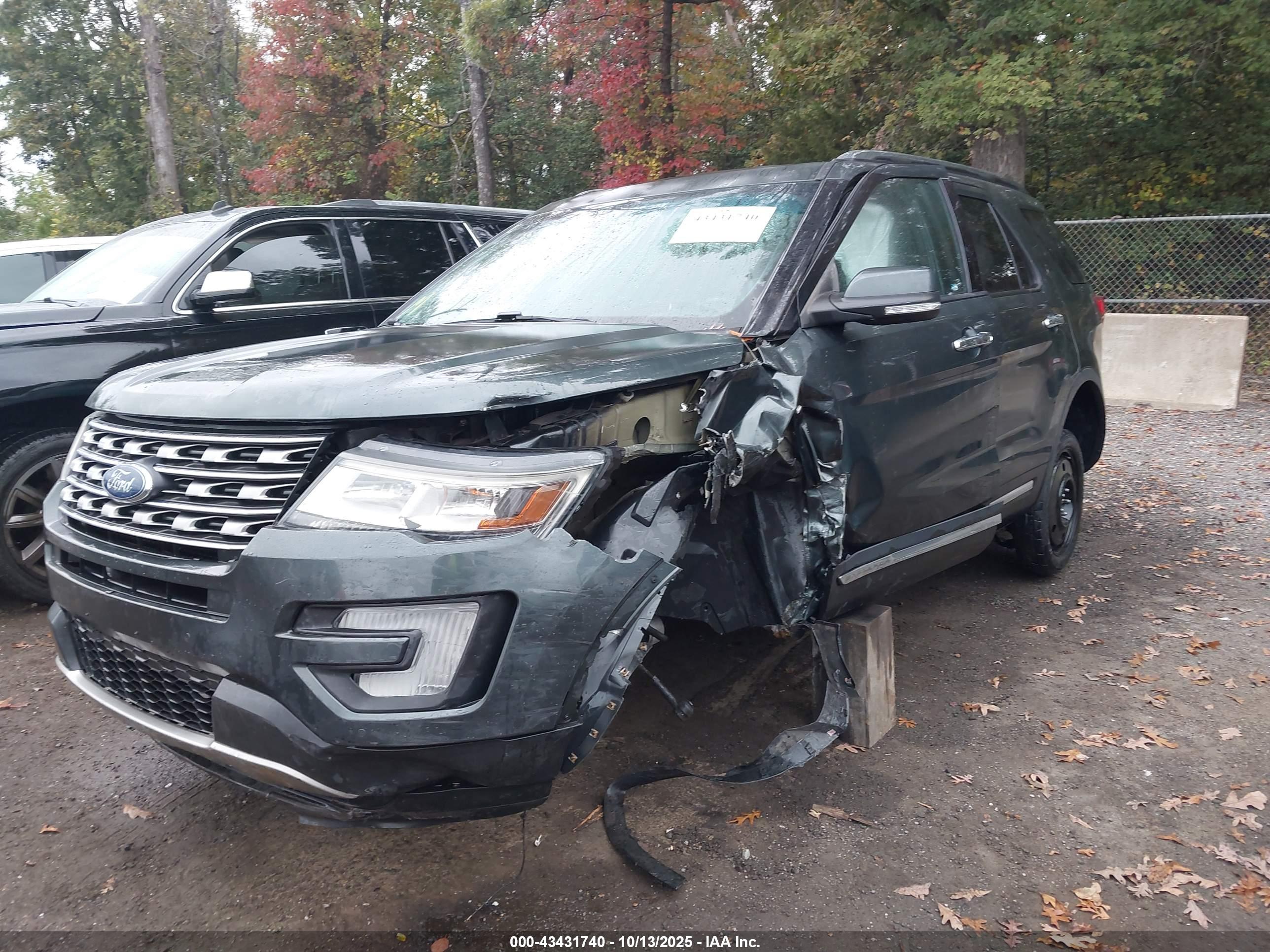 FORD EXPLORER image 2