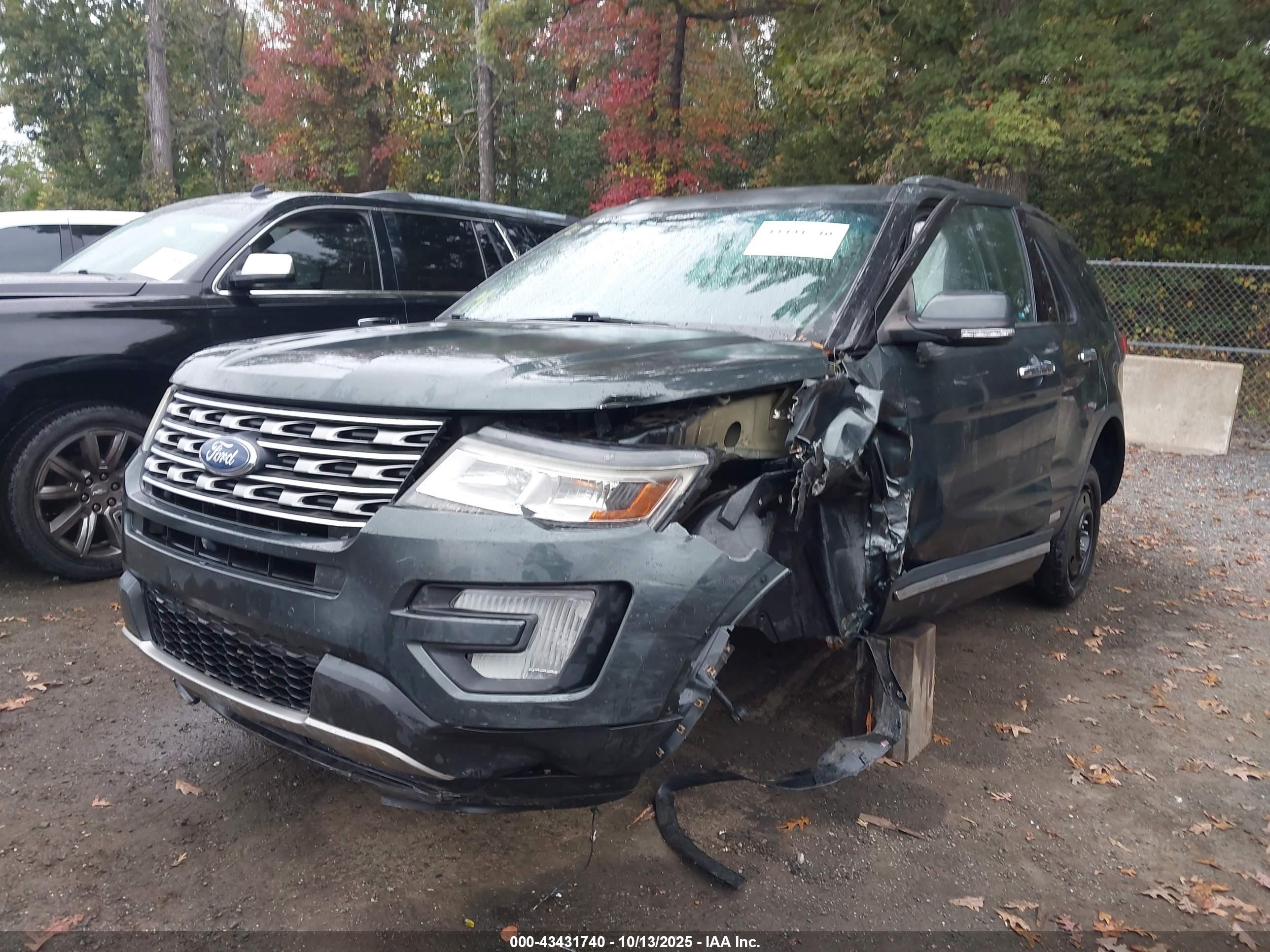 FORD EXPLORER image 6