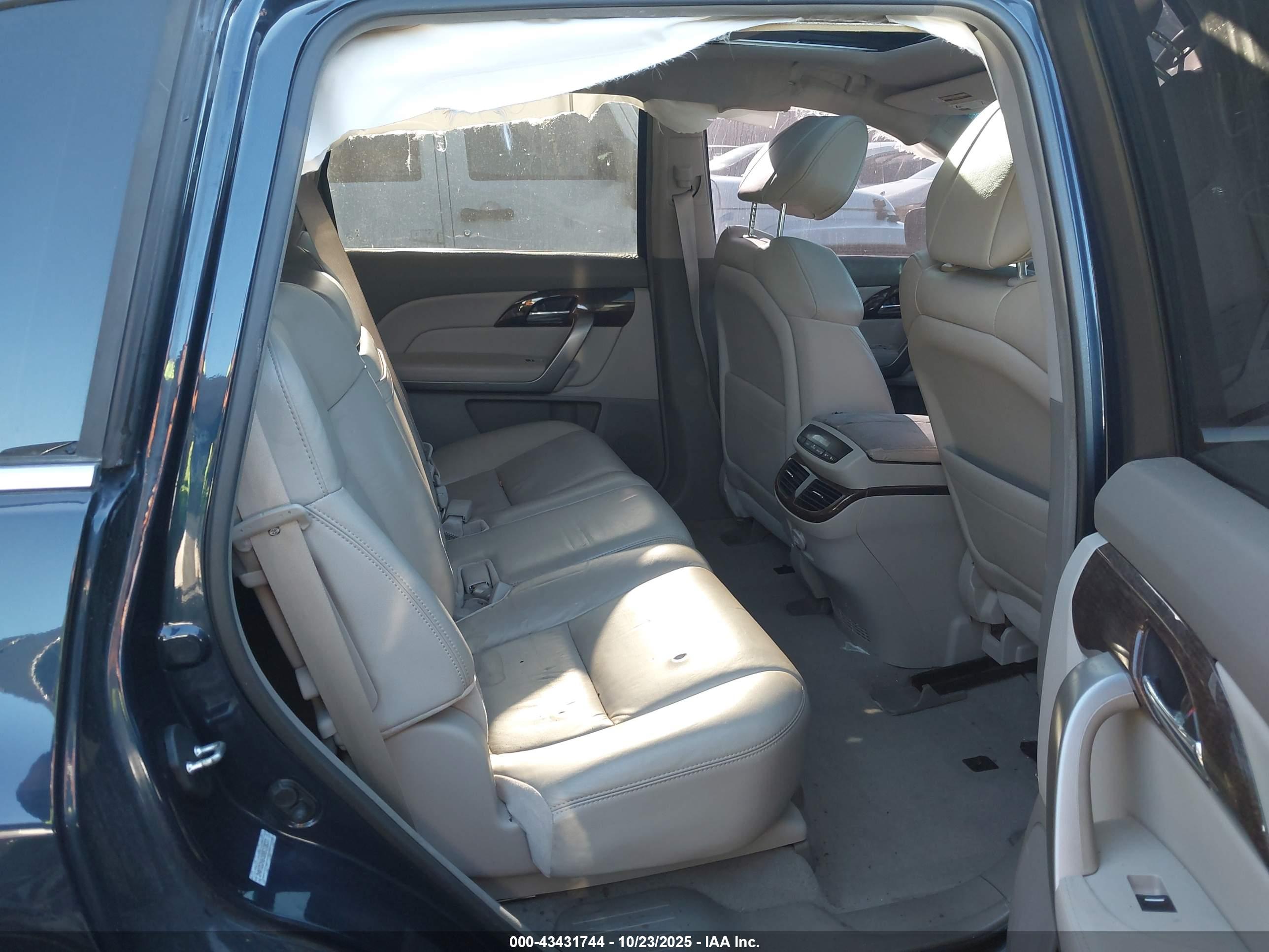 ACURA MDX image 8