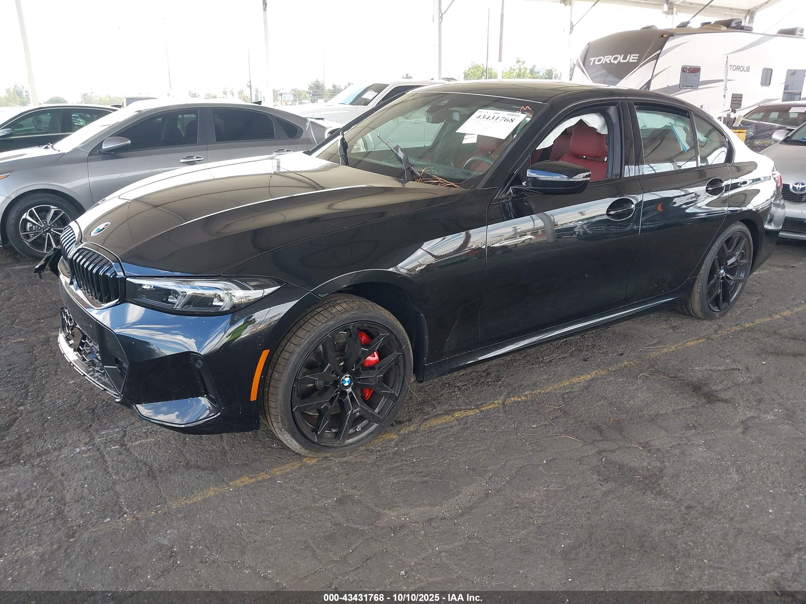 BMW 3 image 2