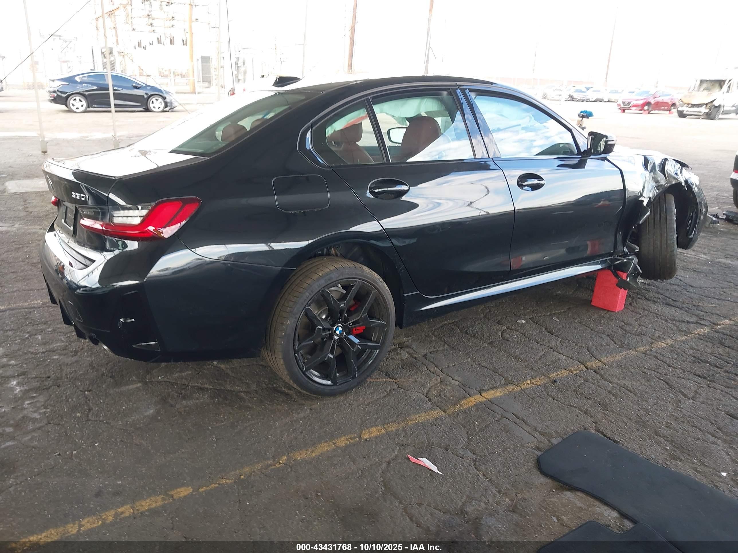 BMW 3 image 4