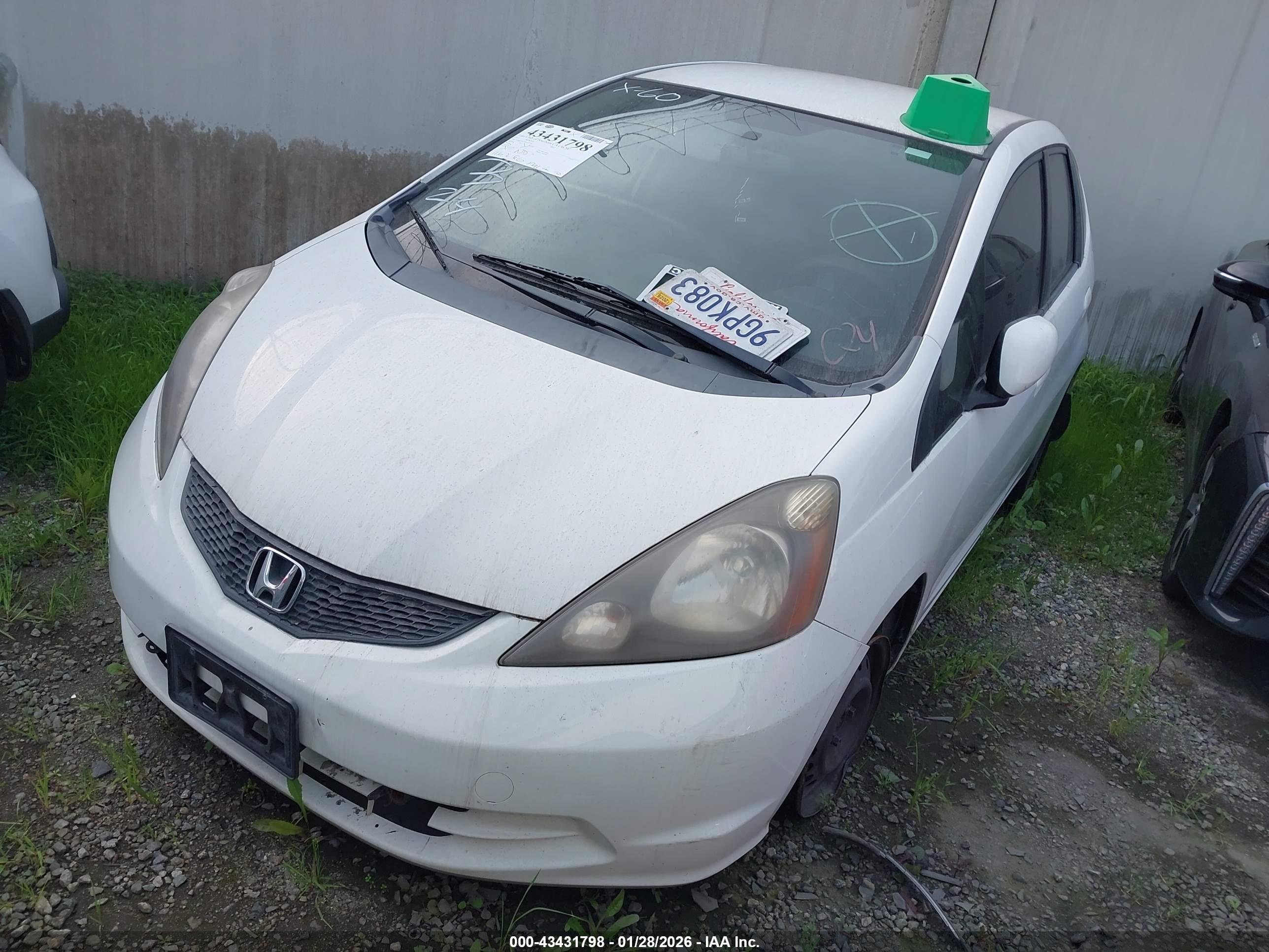 HONDA FIT image 2