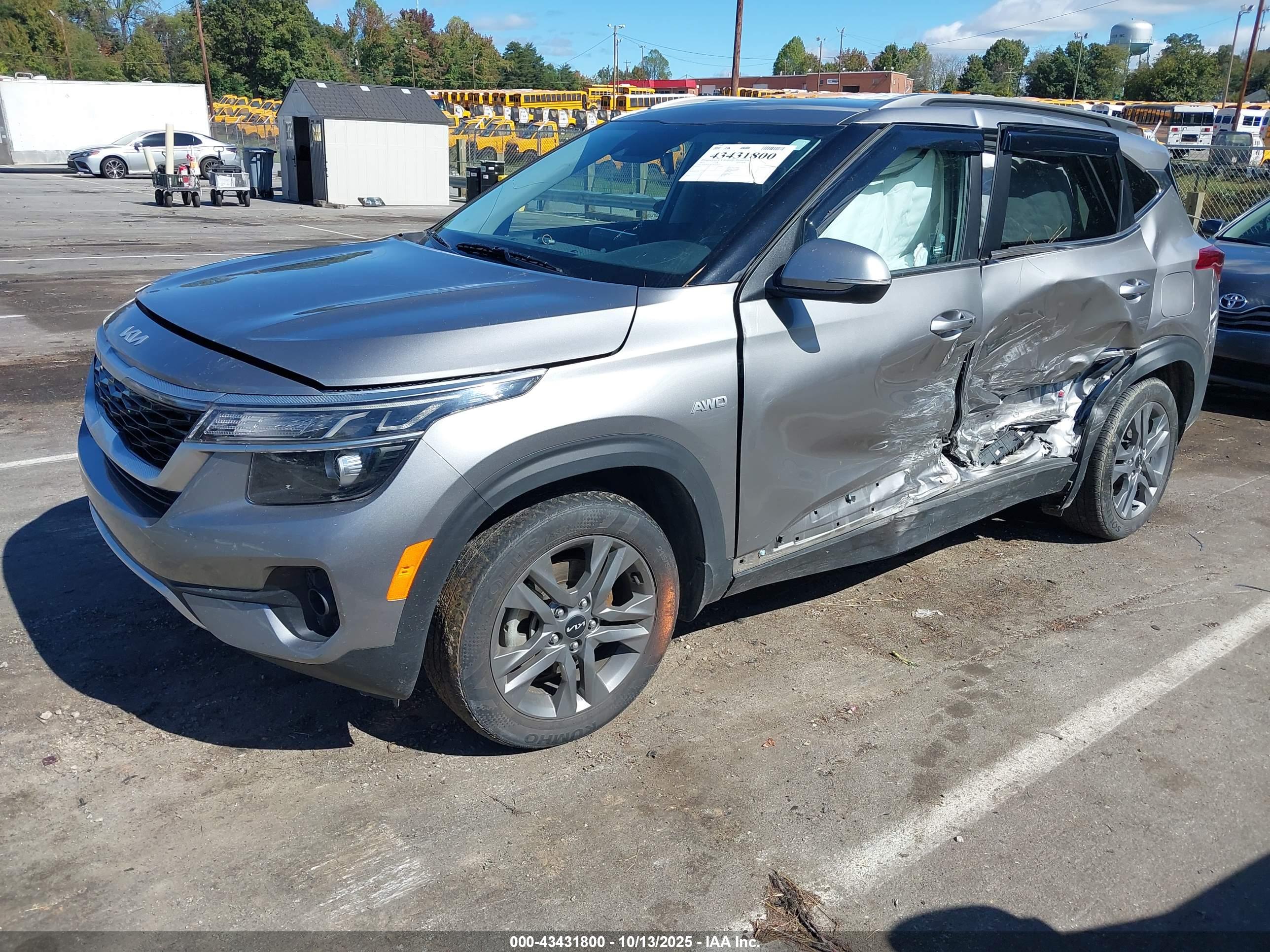 KIA SELTOS image 2