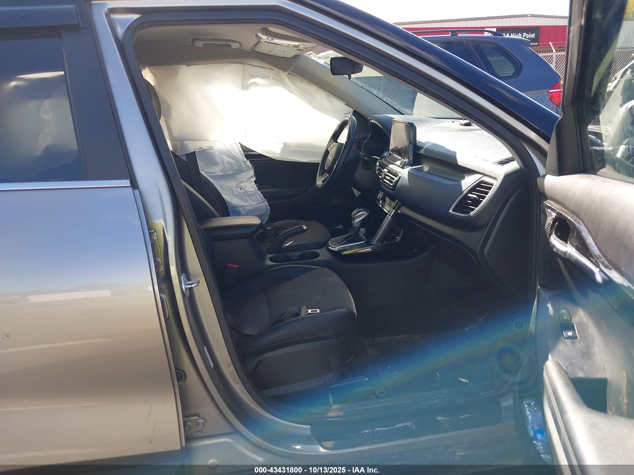 KIA SELTOS image 5