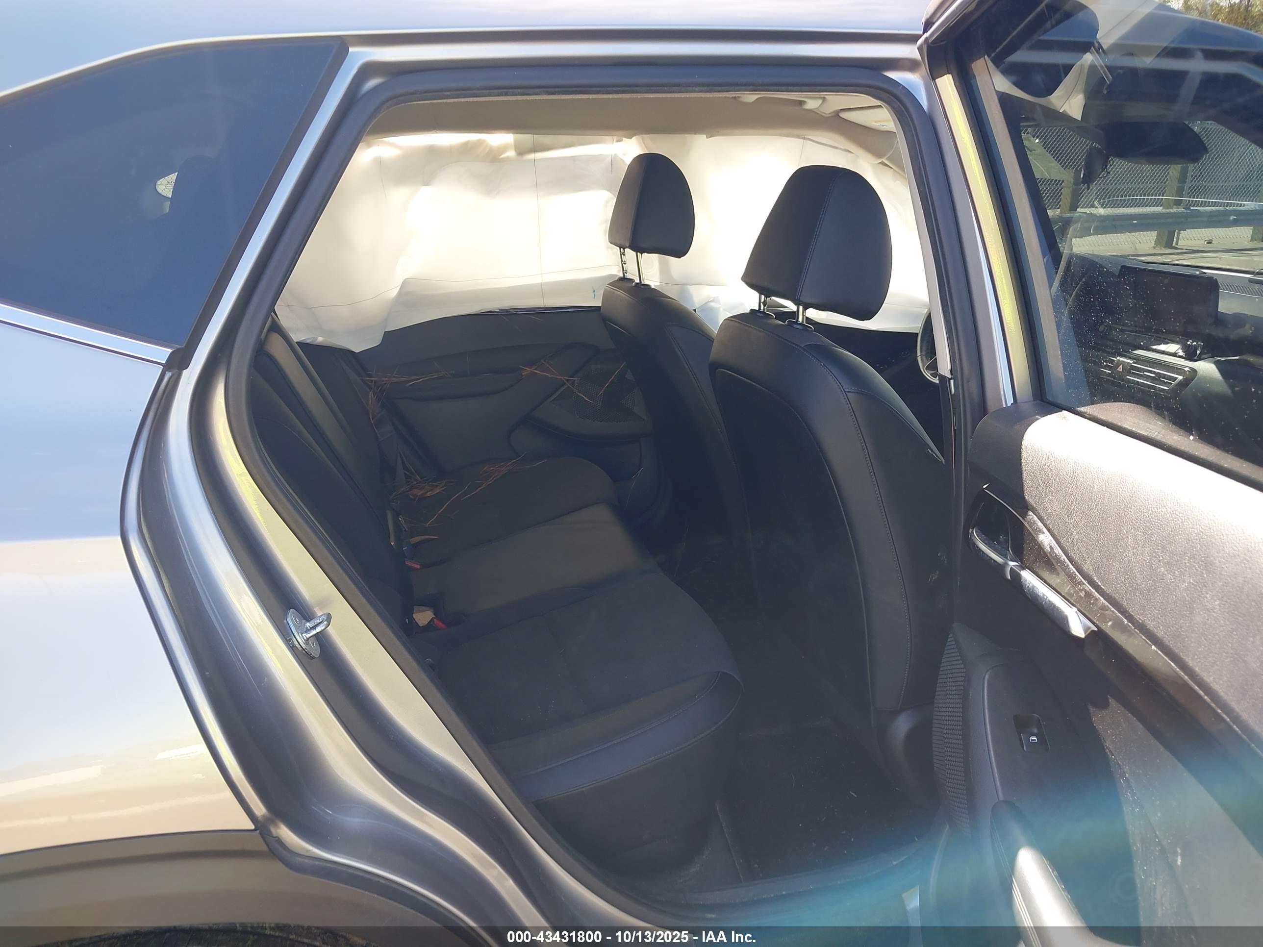 KIA SELTOS image 8