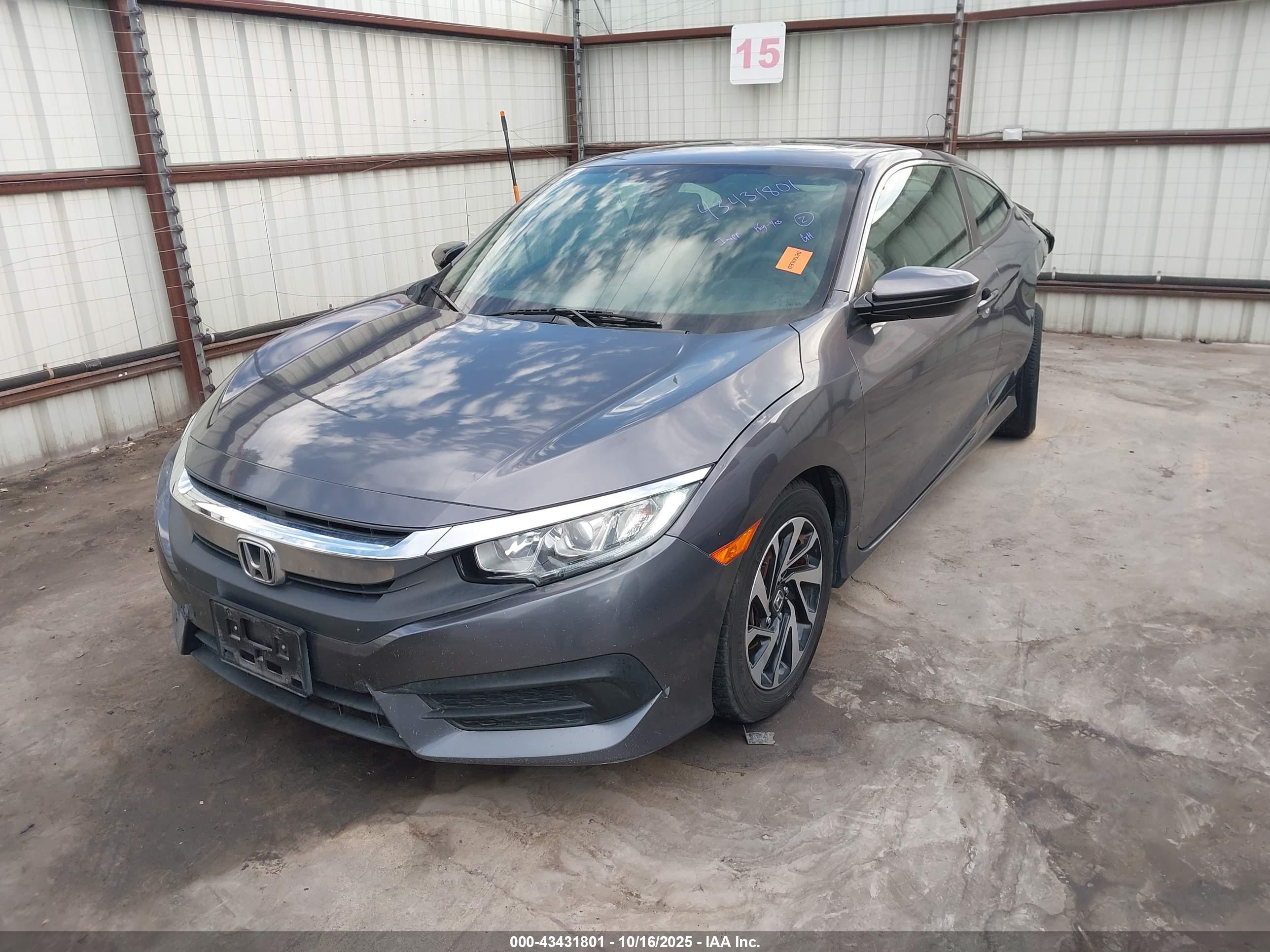 HONDA CIVIC image 2