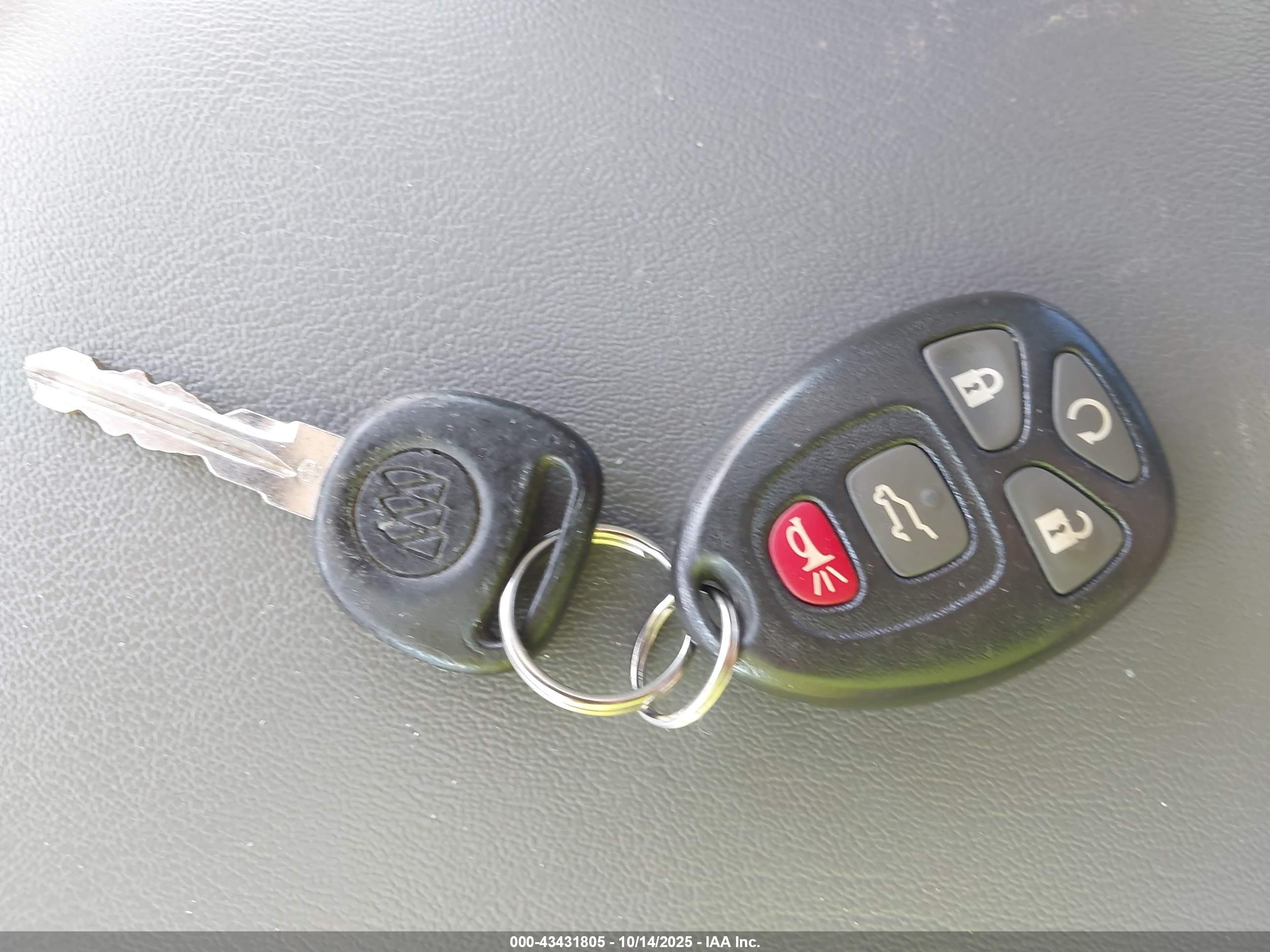 BUICK ENCLAVE image 11