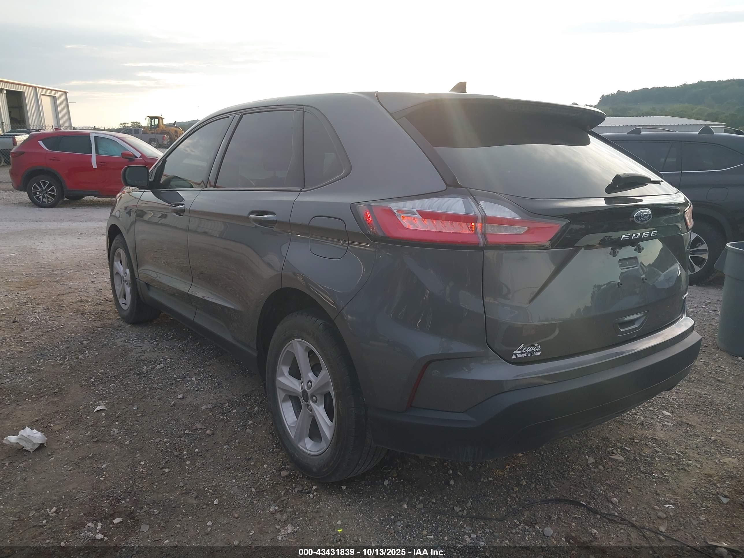 FORD EDGE image 3