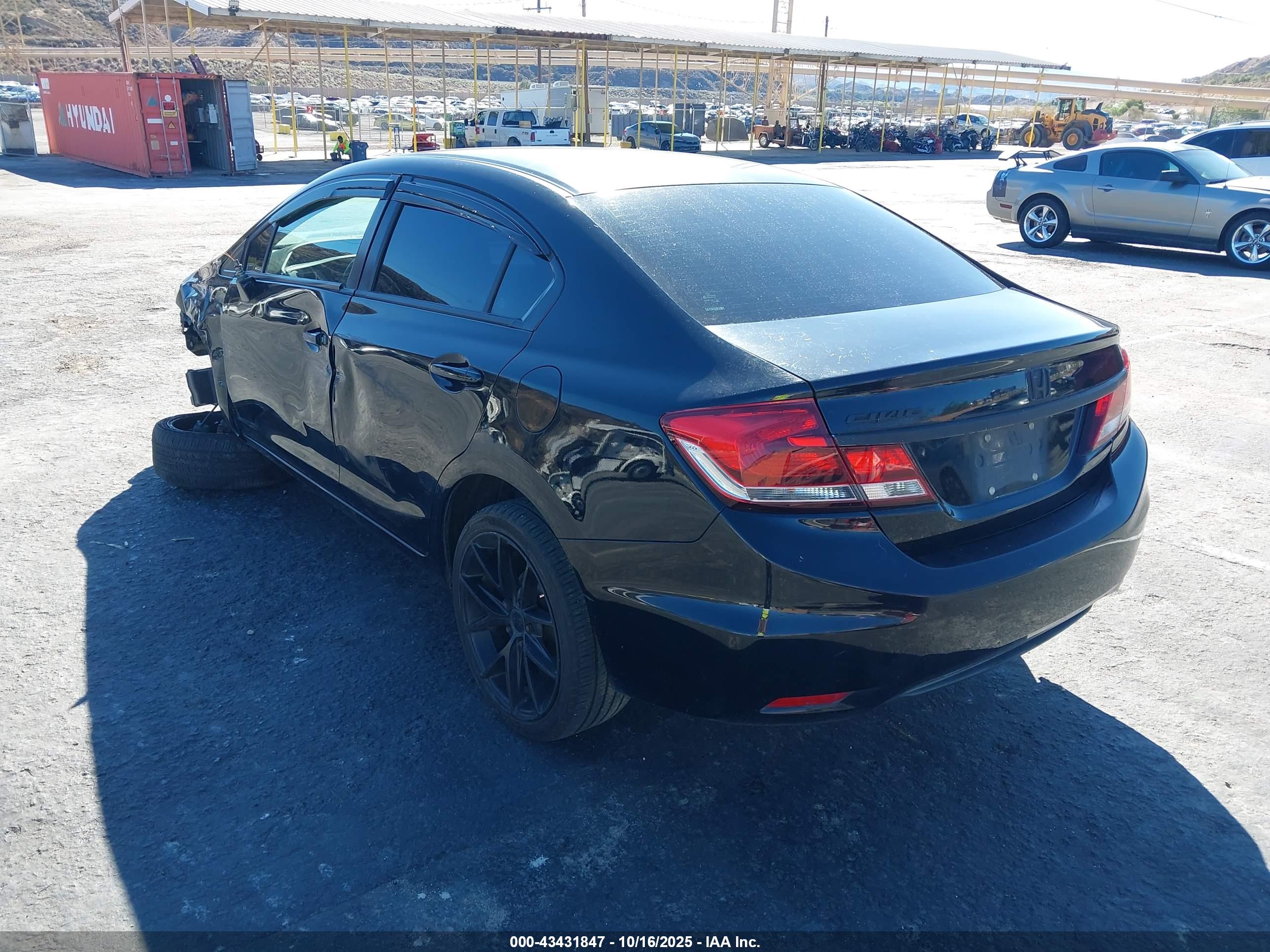 HONDA CIVIC image 3