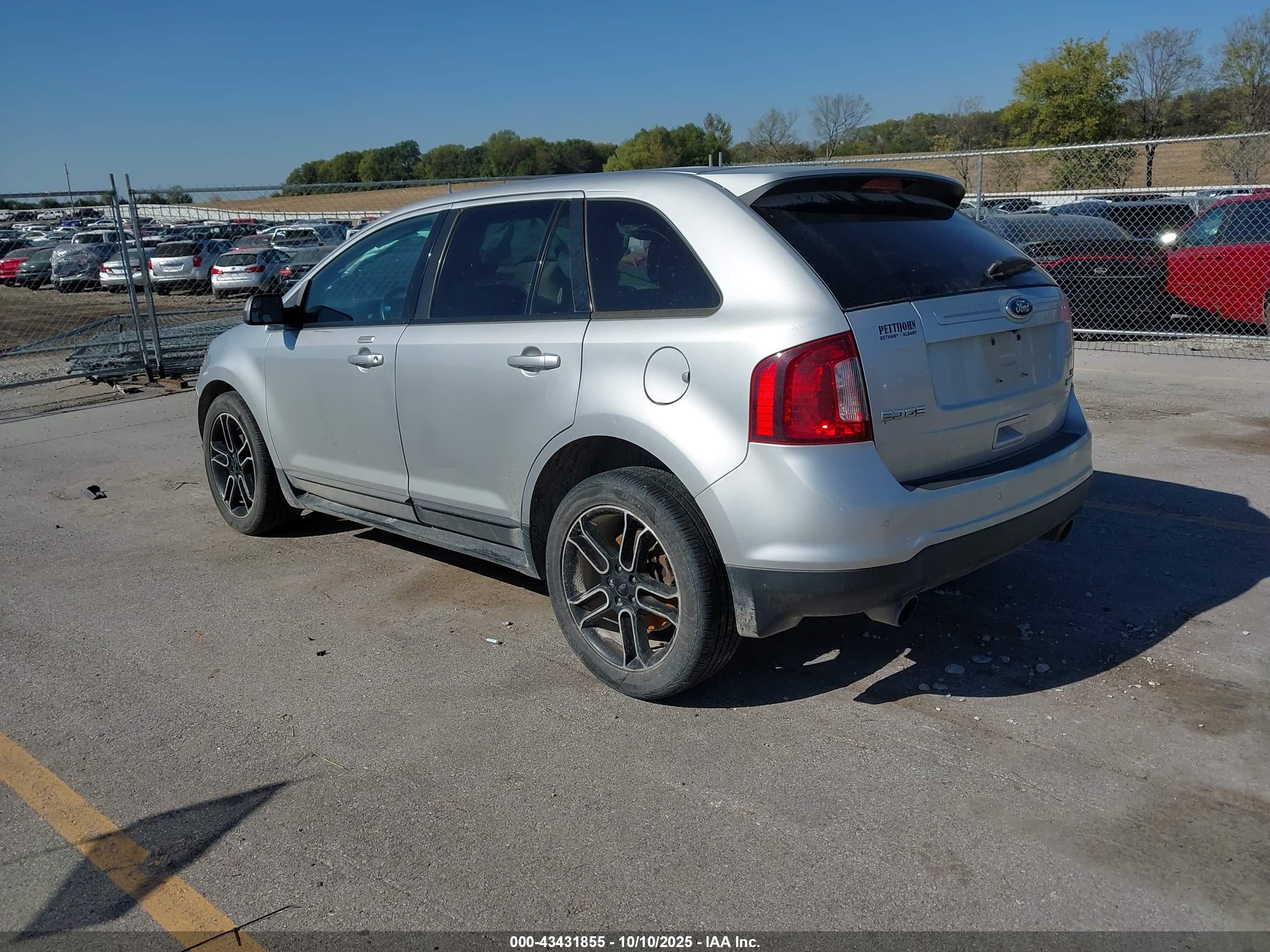 FORD EDGE image 3