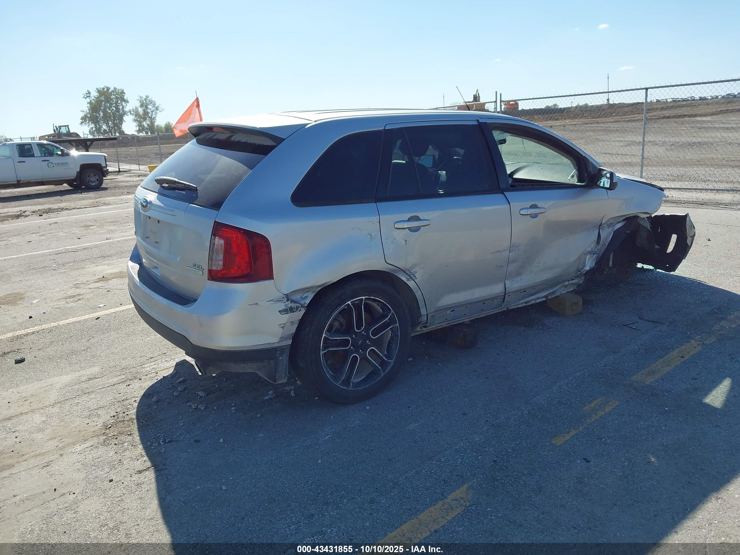 FORD EDGE image 4