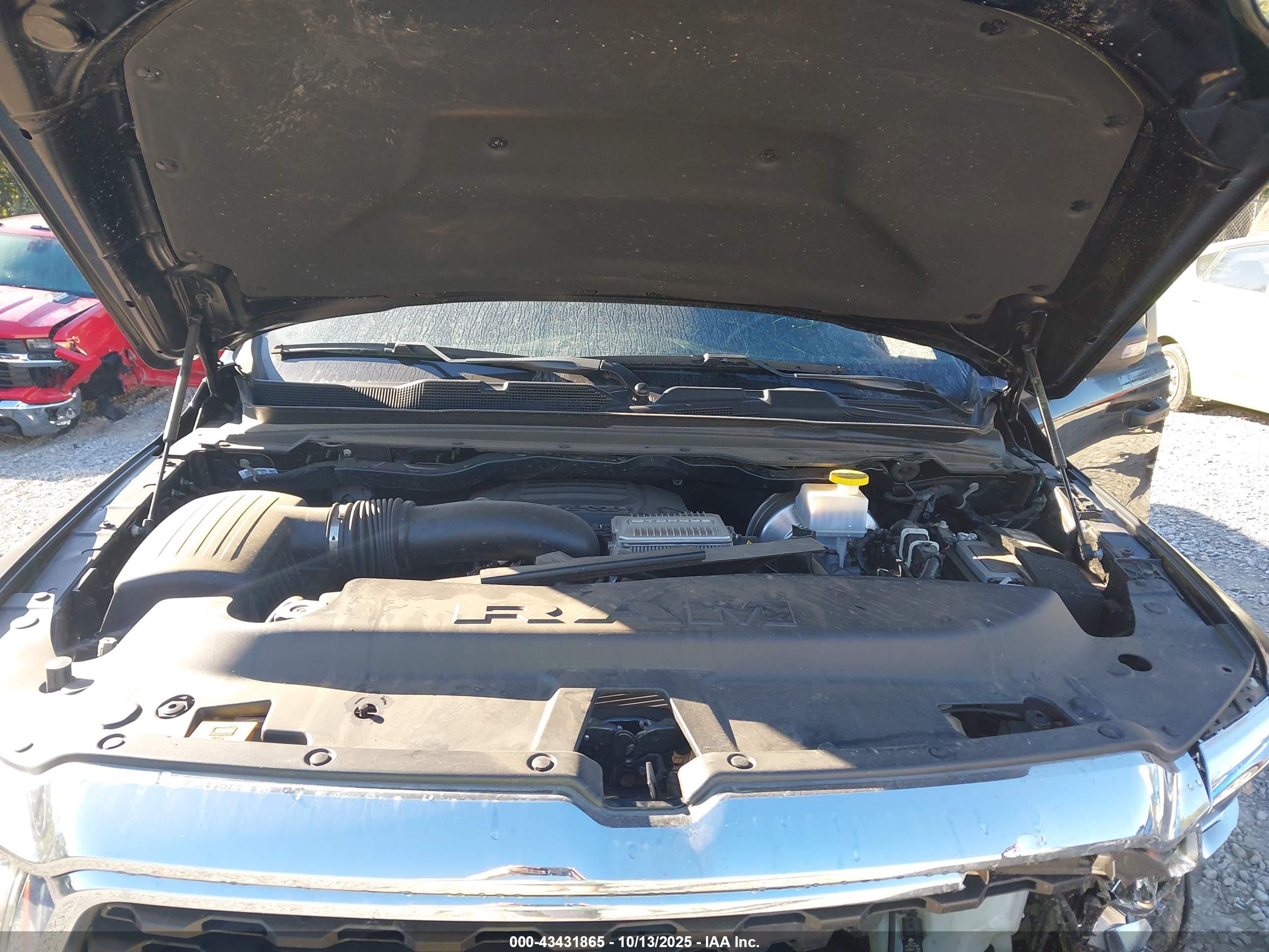 RAM 1500 image 10