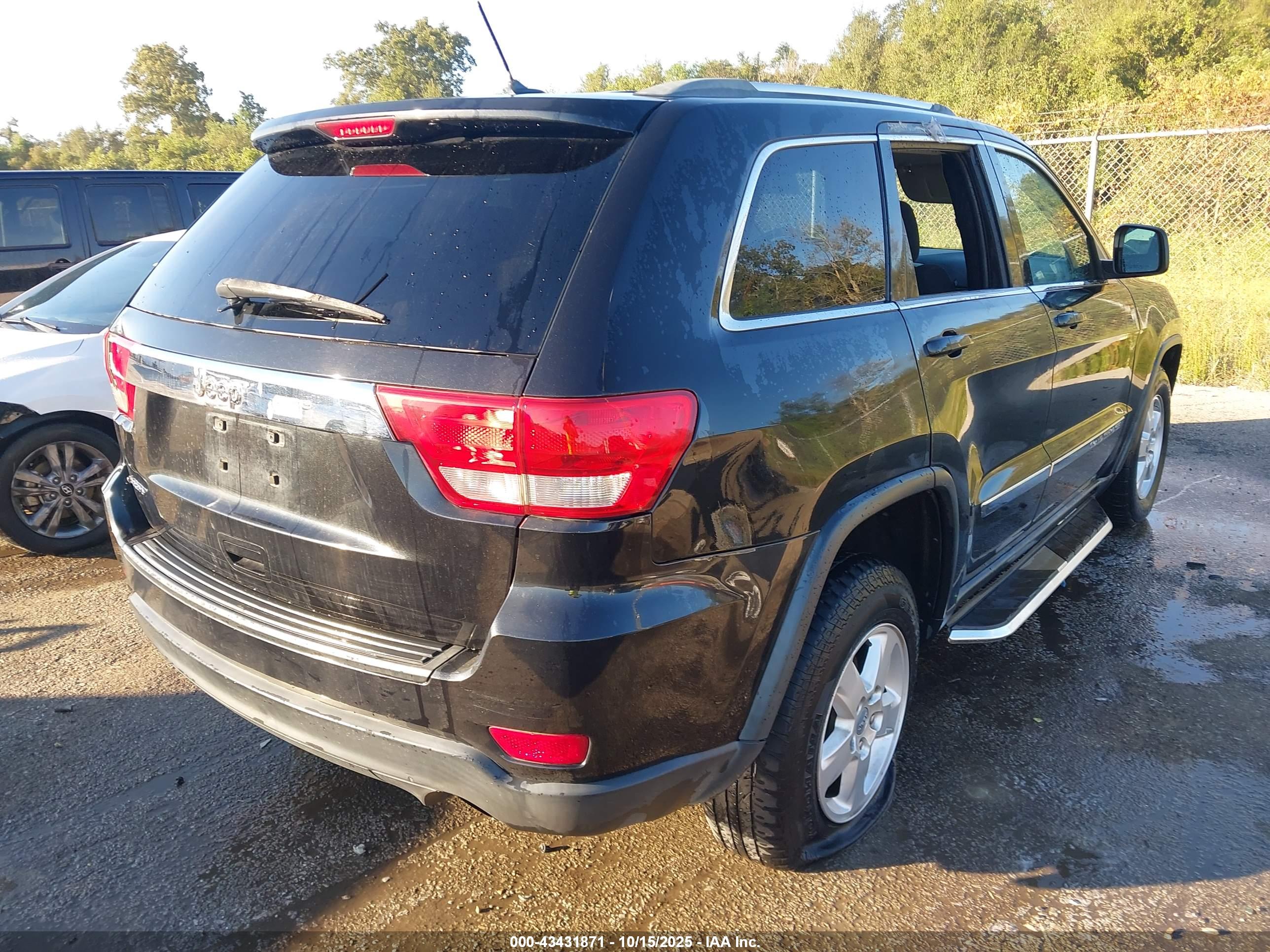 JEEP GRAND image 4