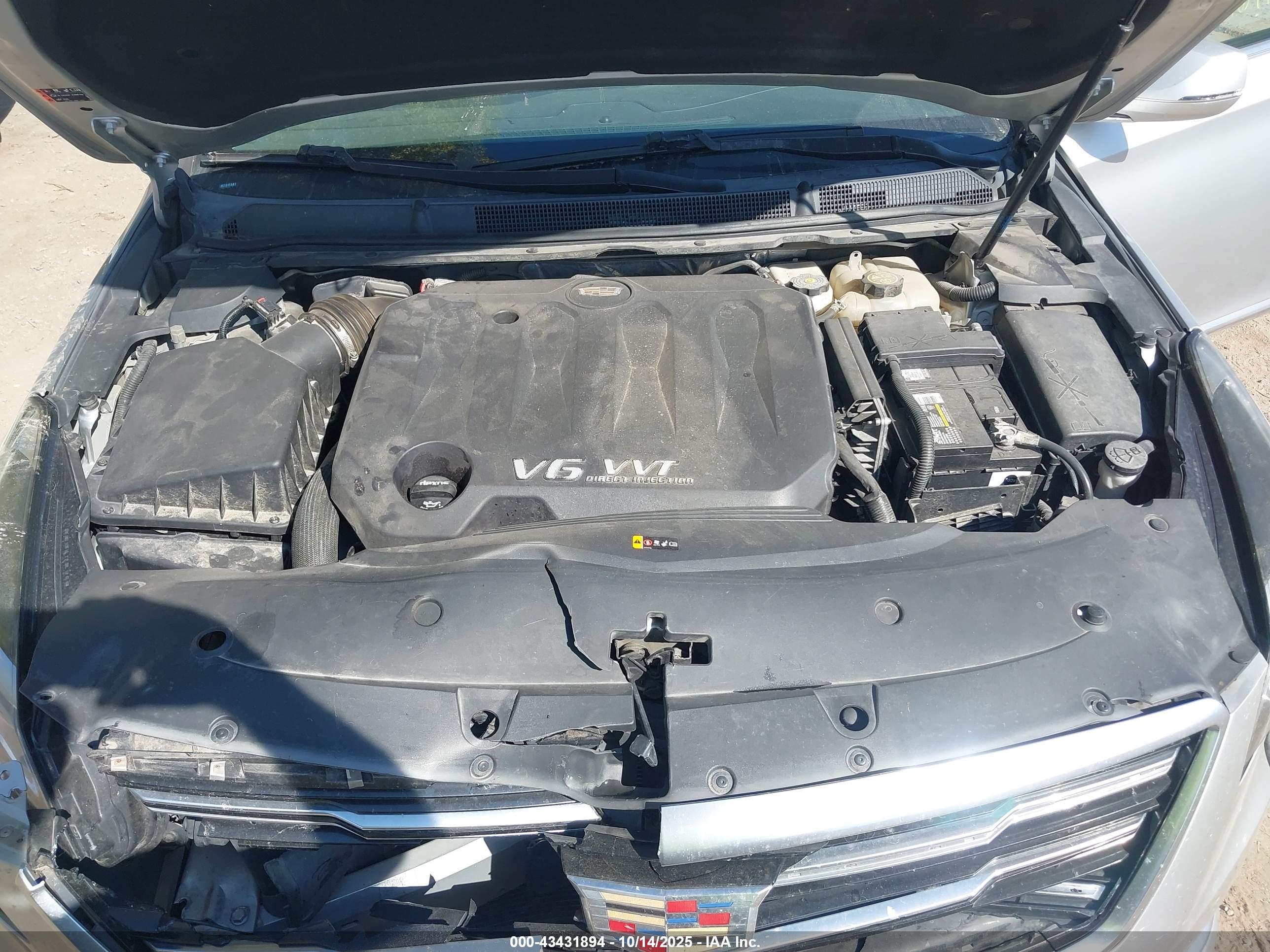 CADILLAC XTS image 10