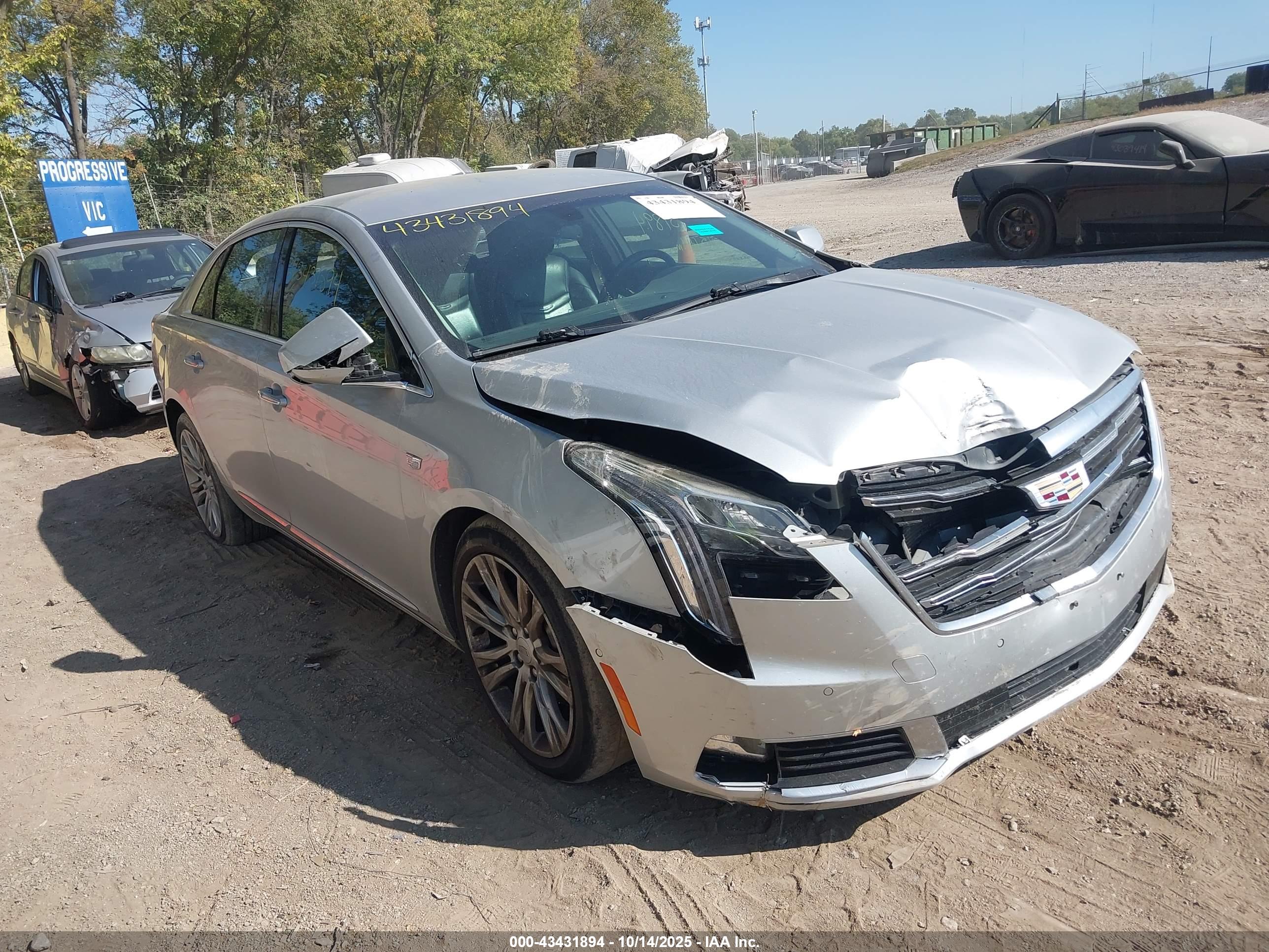 CADILLAC XTS image 6