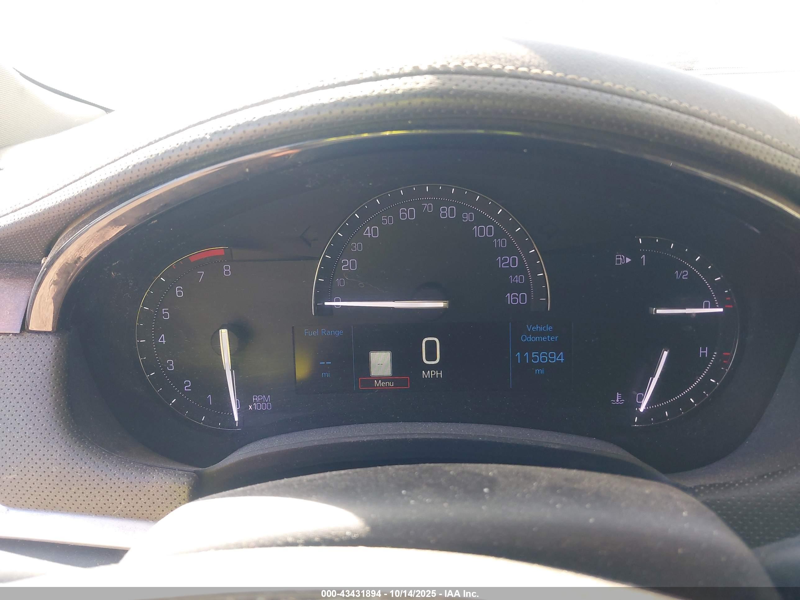 CADILLAC XTS image 7
