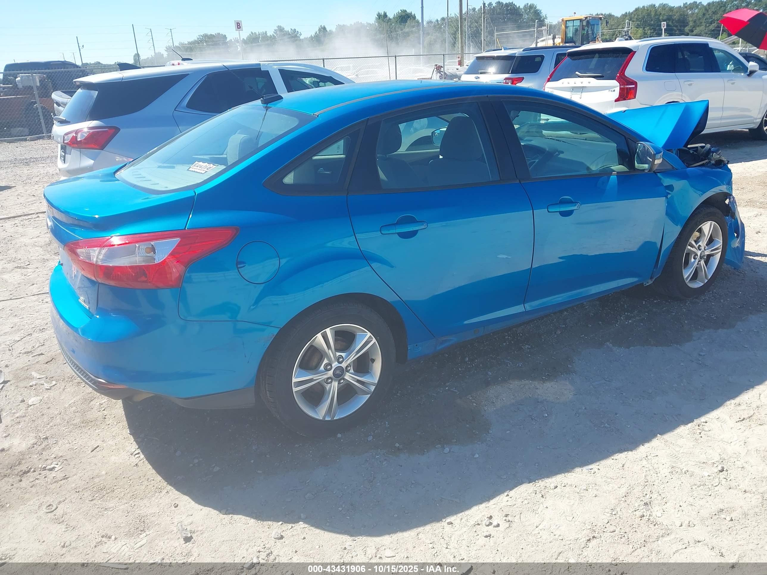 FORD FOCUS image 4