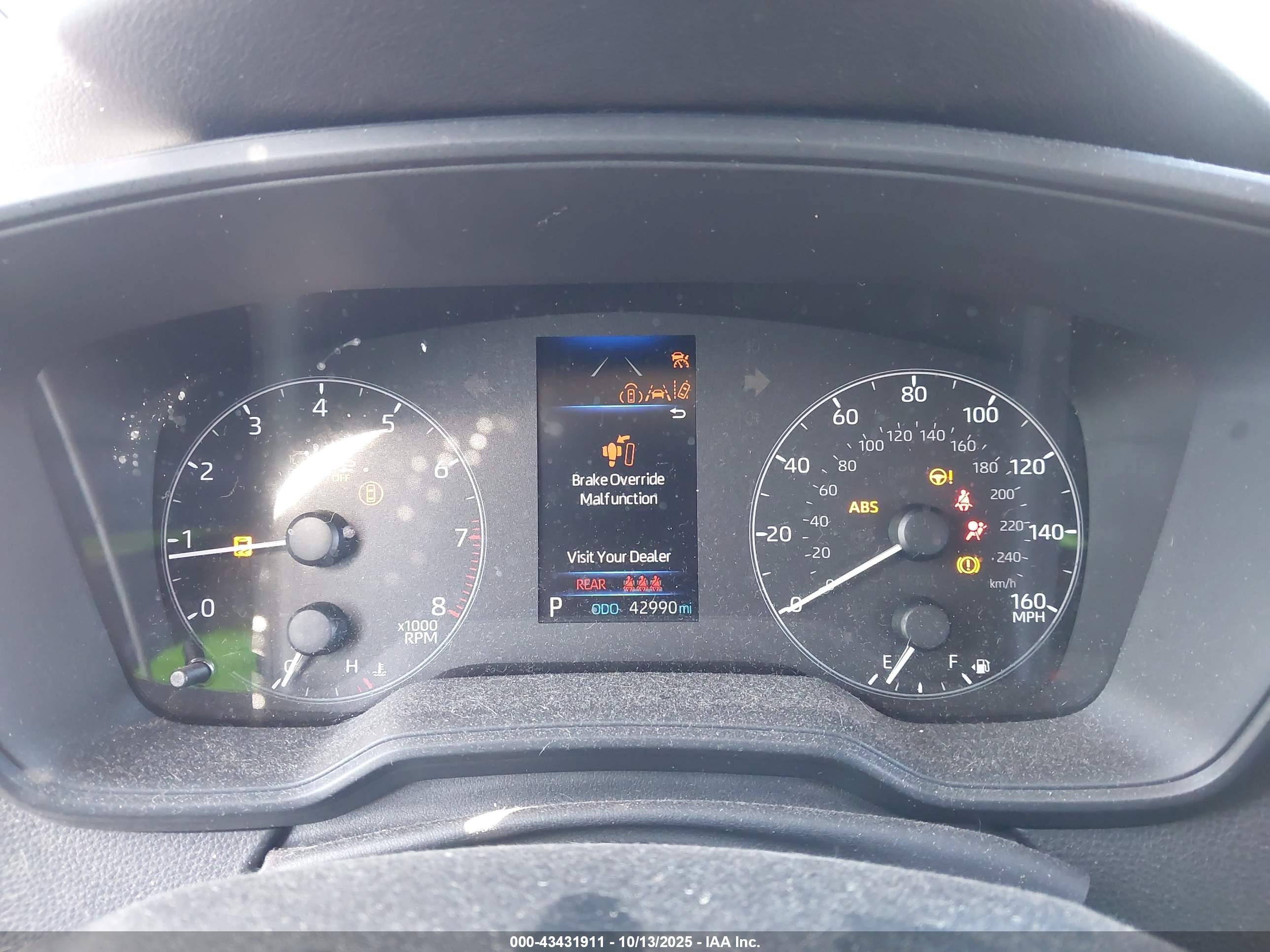 TOYOTA COROLLA image 7