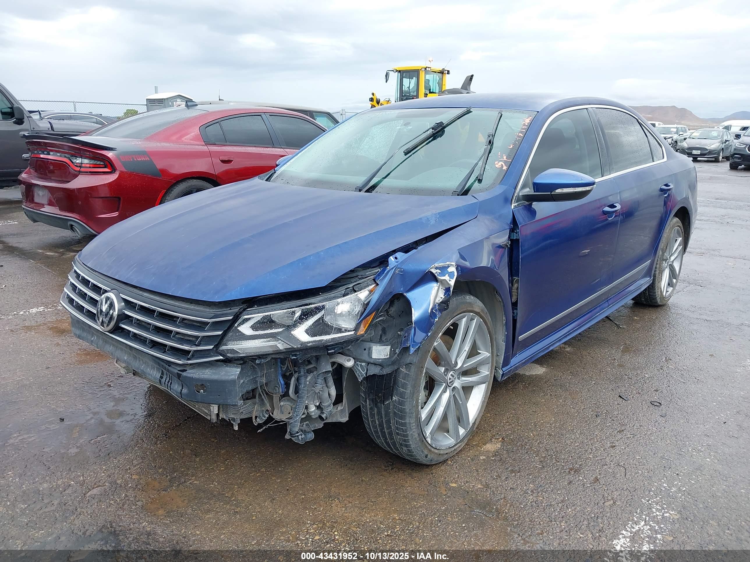 VOLKSWAGEN PASSAT image 2