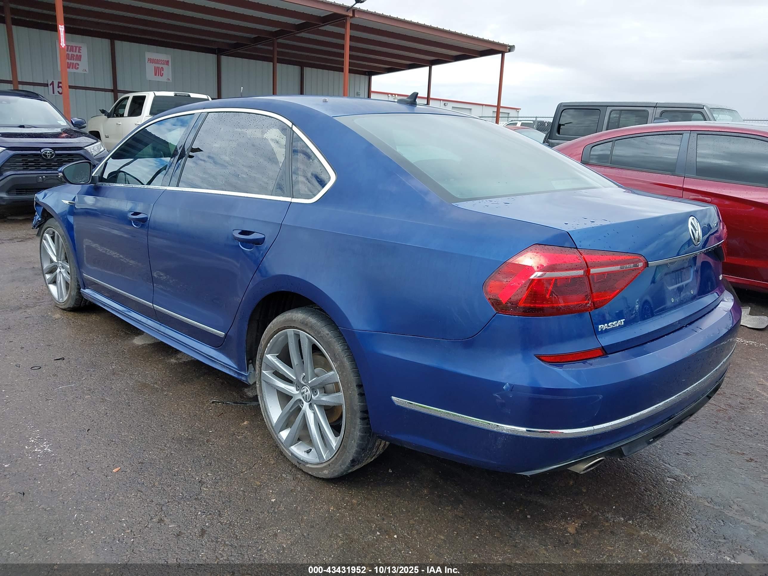 VOLKSWAGEN PASSAT image 3