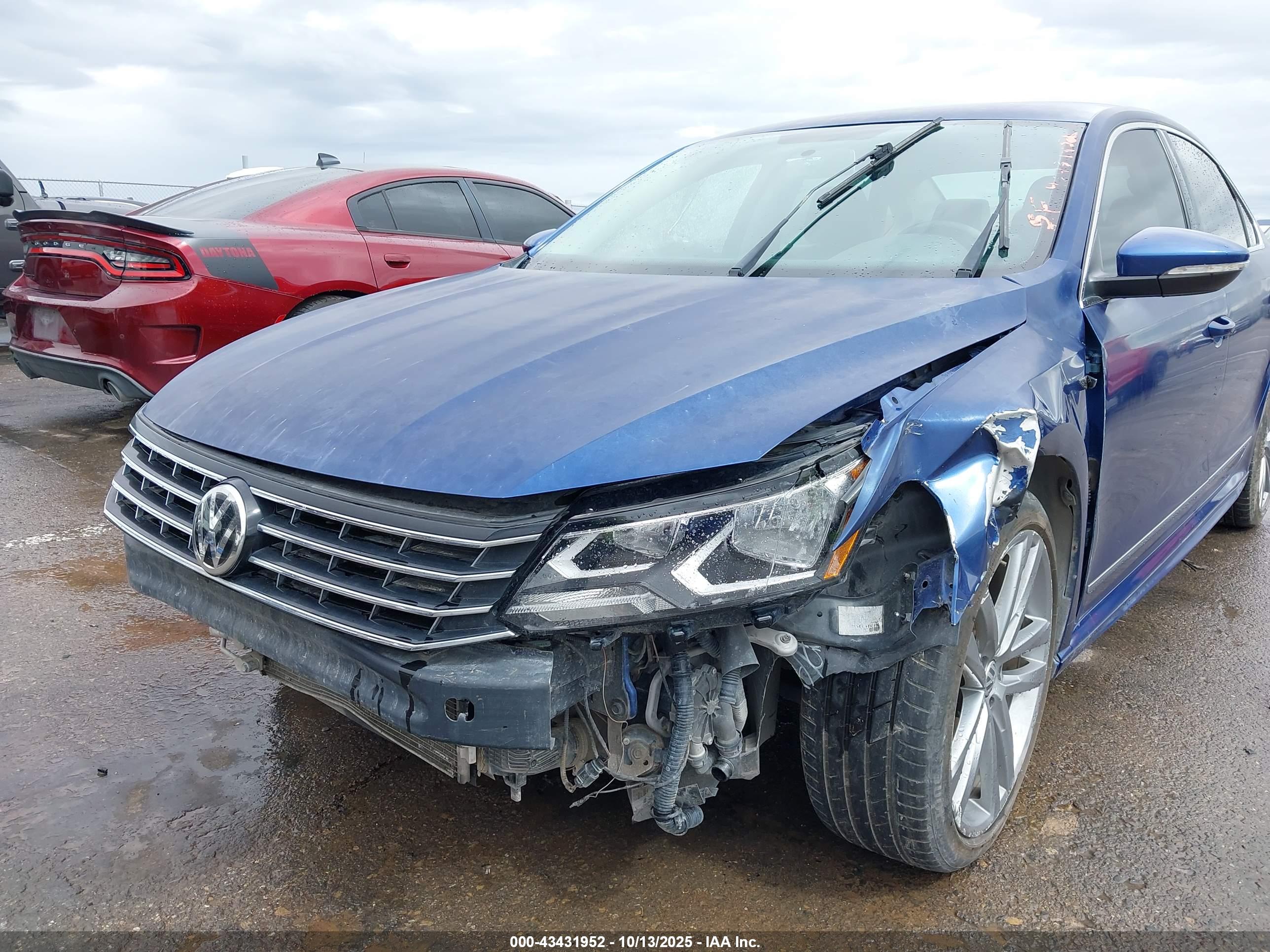 VOLKSWAGEN PASSAT image 6