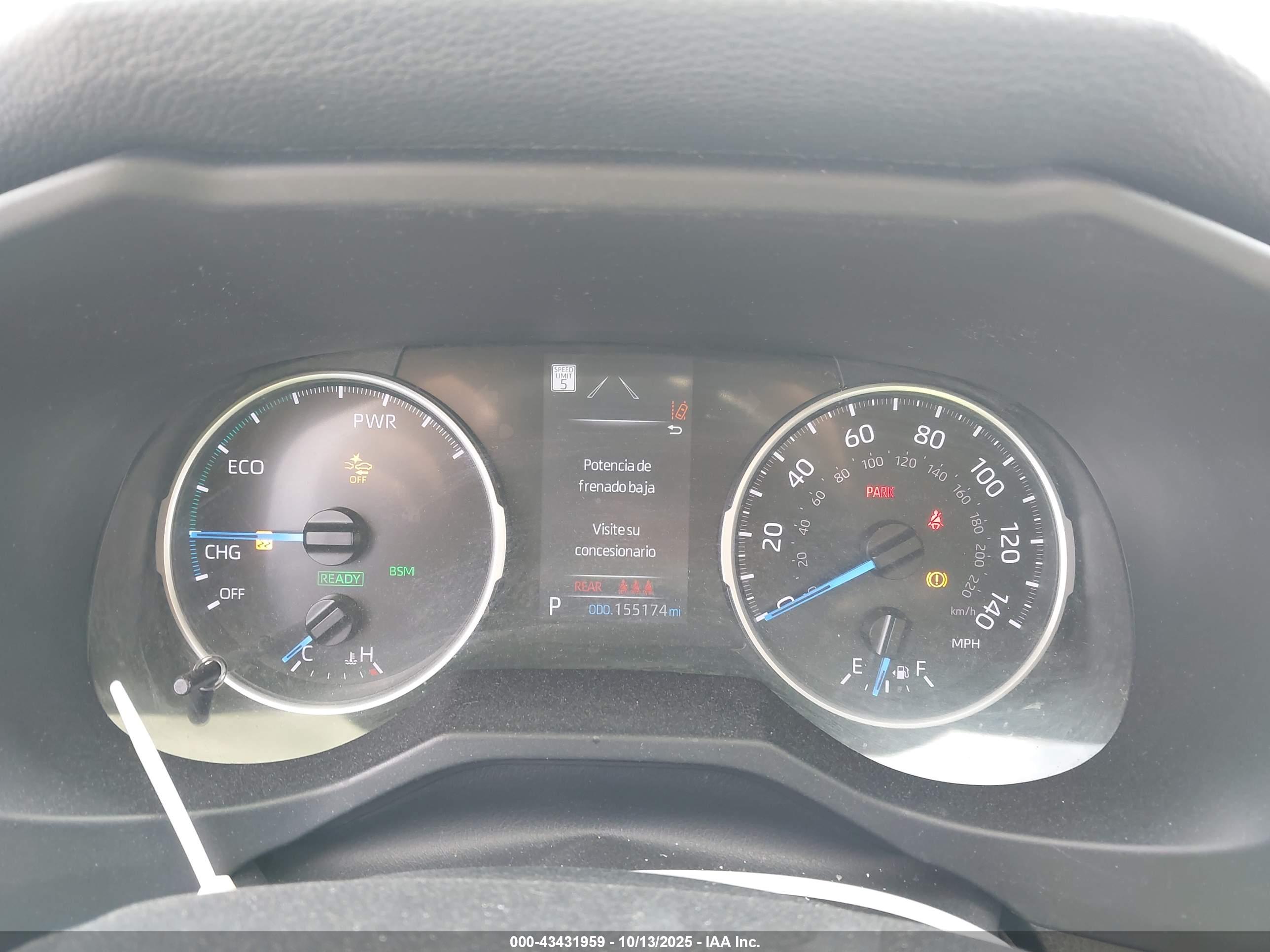 TOYOTA RAV4 image 7