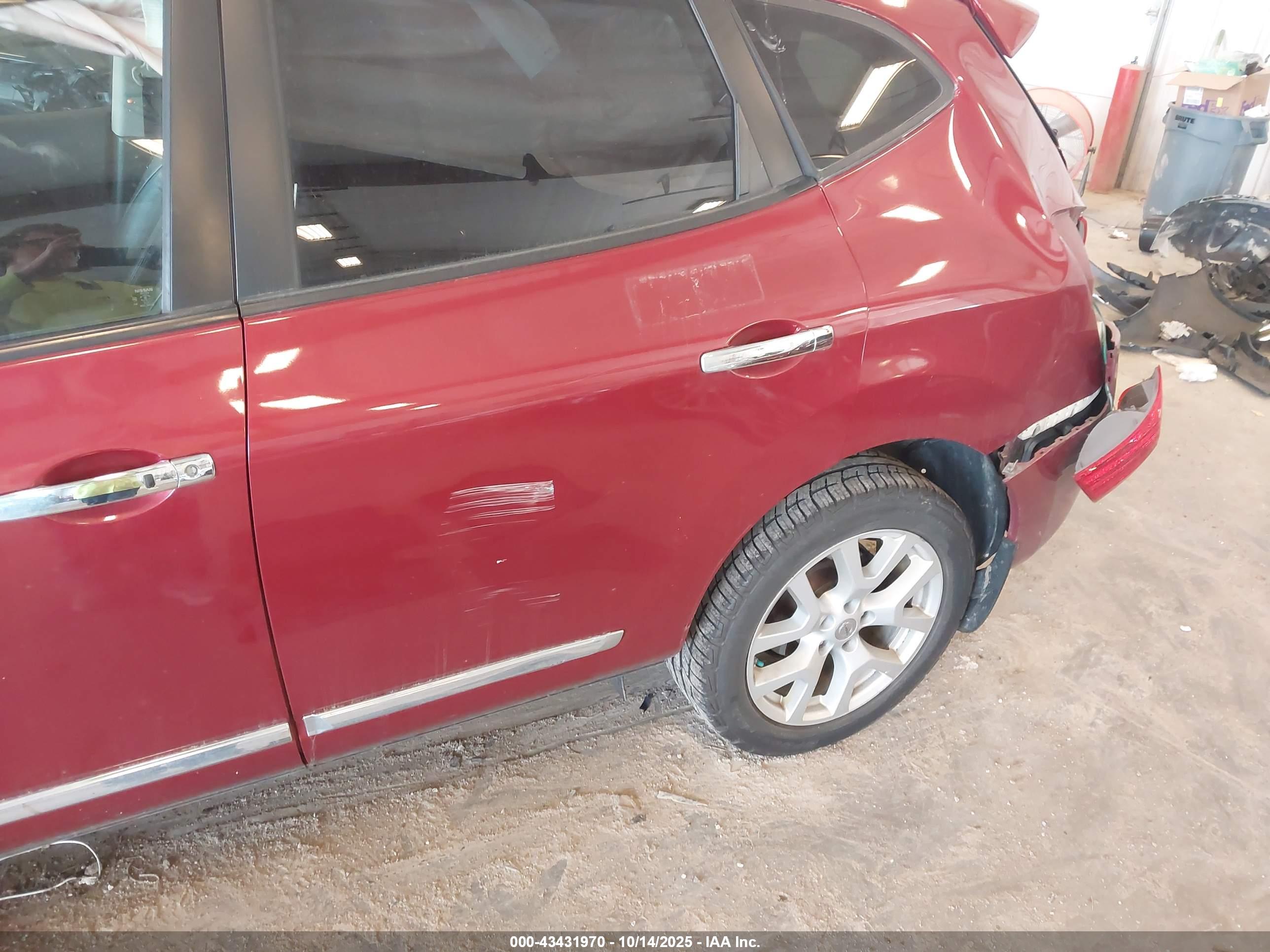 NISSAN ROGUE image 6